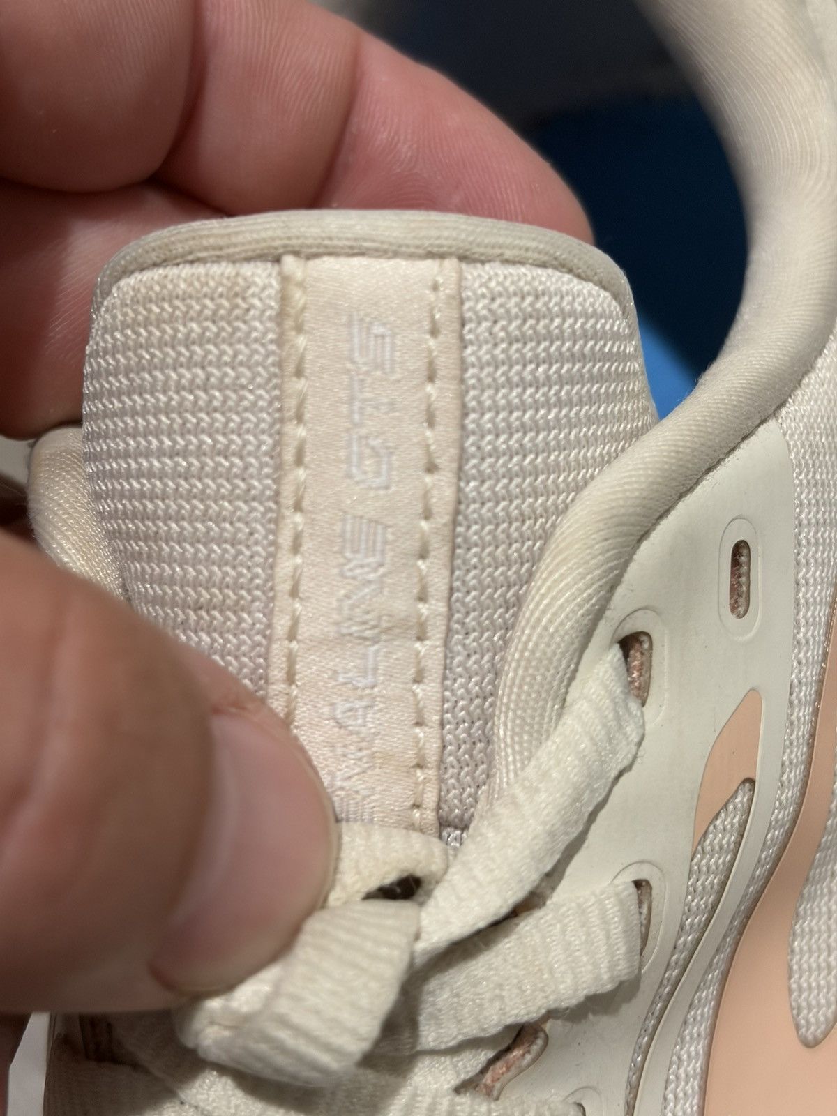 Brooks Brooks Adrenaline GTS 23 Running Shoes Beige Size US 10 / IT 40 - 7 Thumbnail