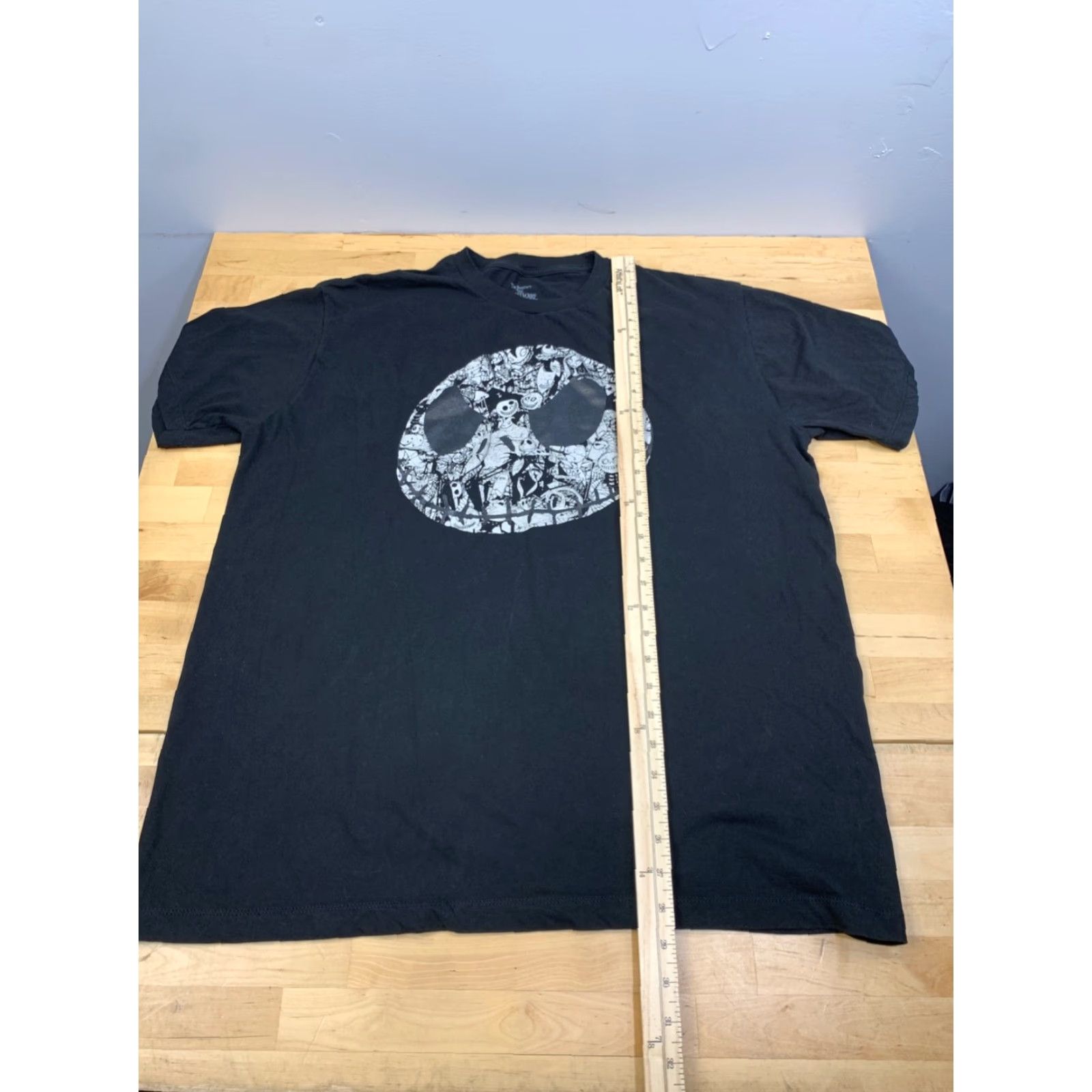 Disney The Nightmare Before Christmas Shirt mens XL Black Jack Skellington 12107 Disney Shirt Men XL Black Christmas Halloween 2020s Size US XL / EU 56 / 4 - 4 Thumbnail