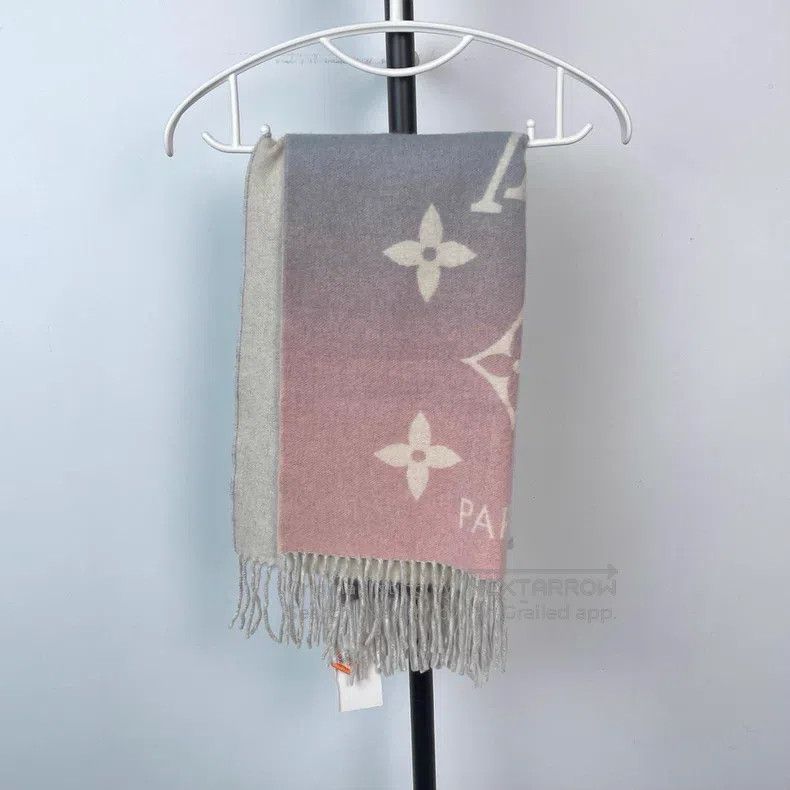 Louis Vuitton Louis Vuitton Cashmere scarf Size ONE SIZE - 2 Thumbnail