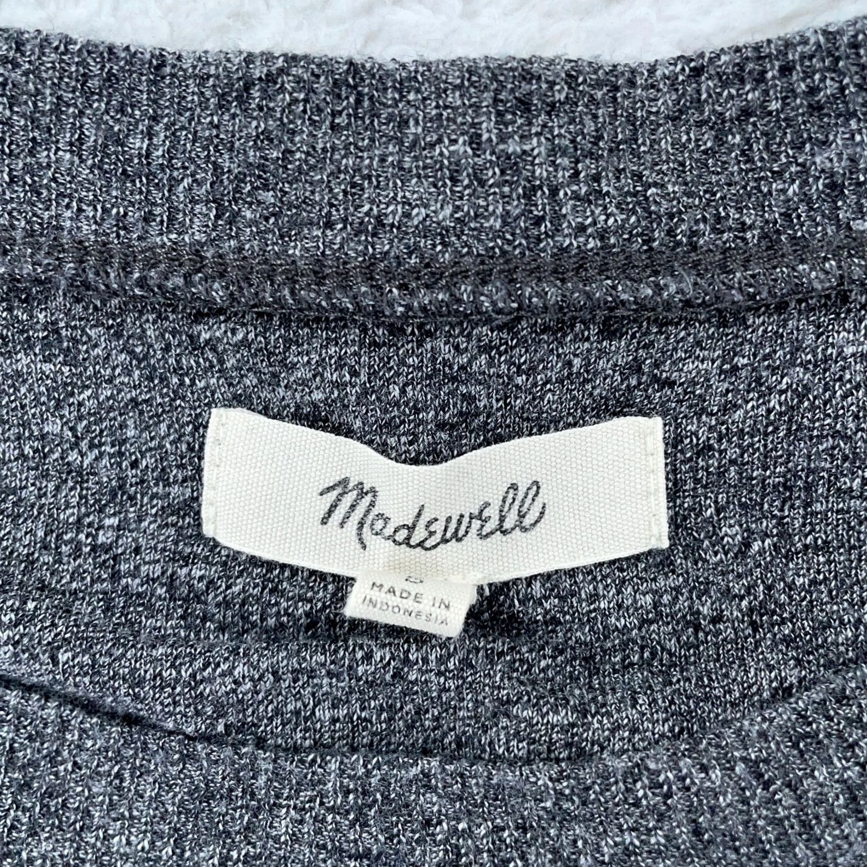 Madewell Madewell T-Shirt Womens Small Gray Cropped Long Sleeve Round Neck Size S / US 4 / IT 40 - 4 Thumbnail
