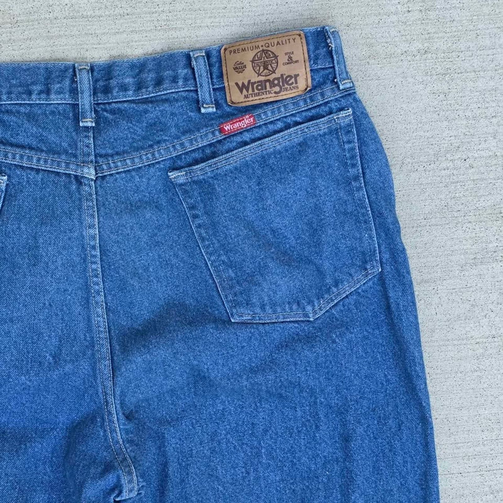 Vintage × Wrangler Wrangler Vintage Jeans Made in the USA 90s Workwear Cowboy Size US 37 - 2 Thumbnail