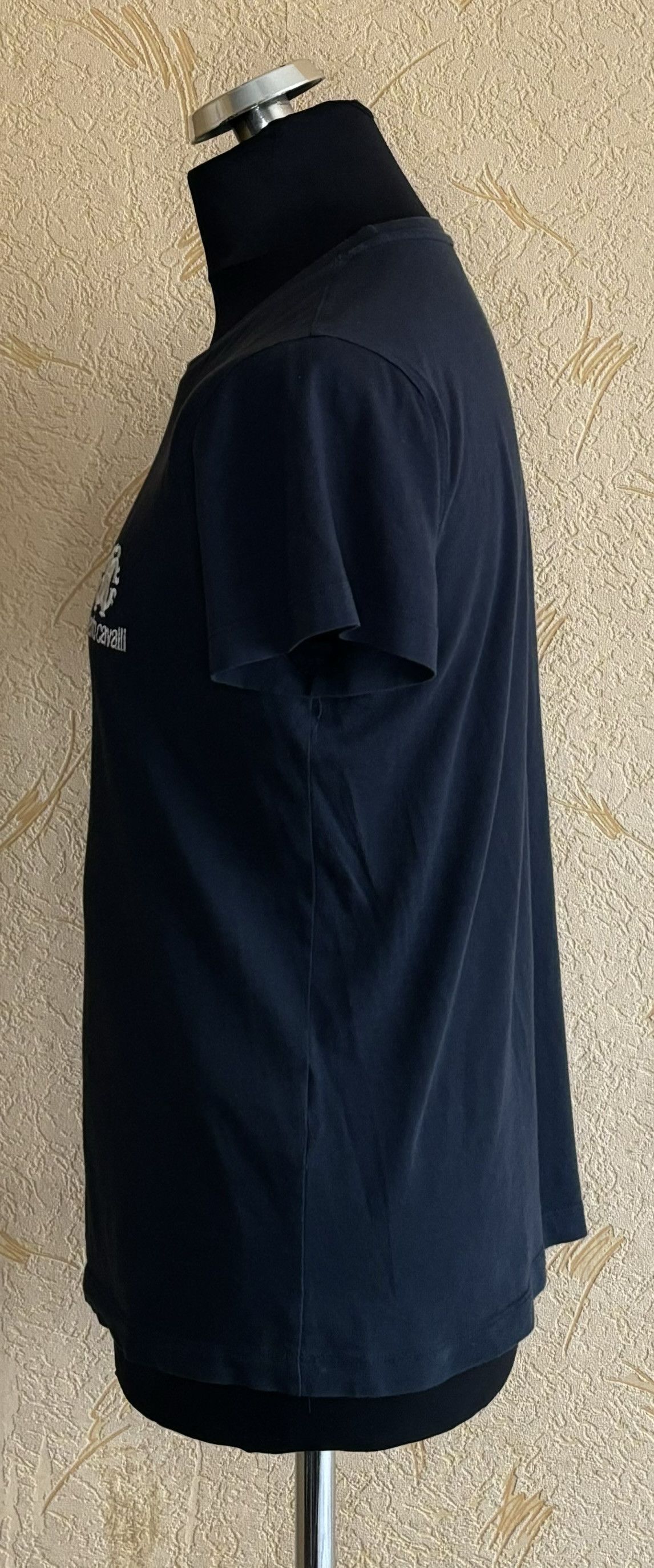 Roberto Cavalli Roberto Cavalli navy T-shirt Size. M Size US M / EU 48-50 / 2 - 3 Thumbnail