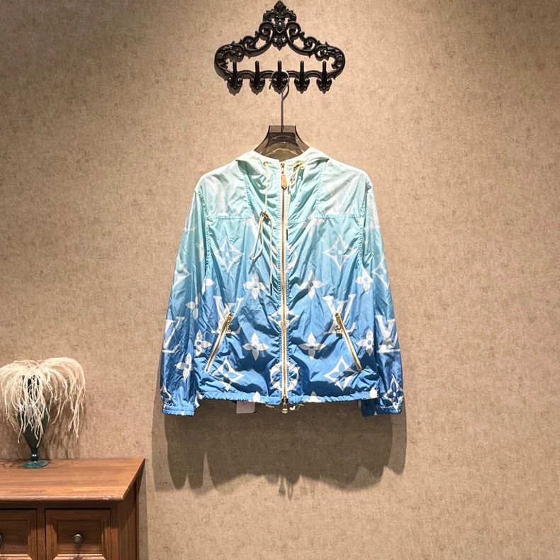 Louis Vuitton Louis Vuitton Sky blue gradient big old flower full print Size XS / US 0-2 / IT 36-38 - 1 Thumbnail