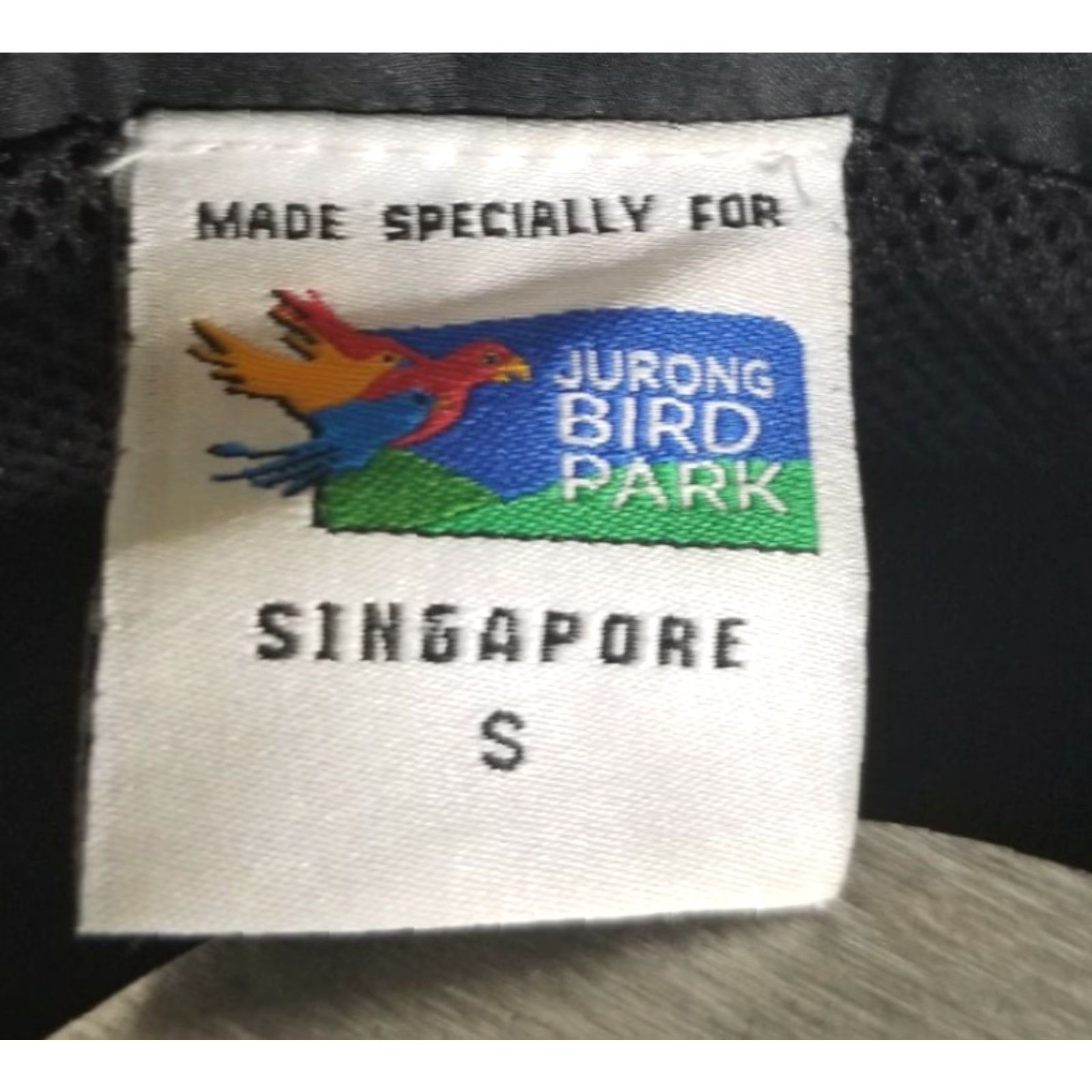 Vintage Jurong Bird Park Mens S Hooded Jacket - Black Nylon Zip, Logo, Straps, Toggle, Windbreaker, Unisex Adults Size US S / EU 44-46 / 1 - 5 Thumbnail