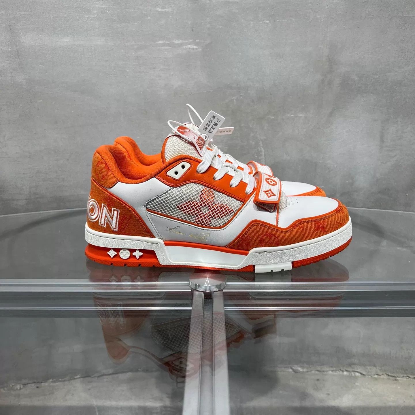 Louis Vuitton LV Trainer White Orange UK8.5/42.5 Size US 9.5 / EU 42-43 - 4 Thumbnail