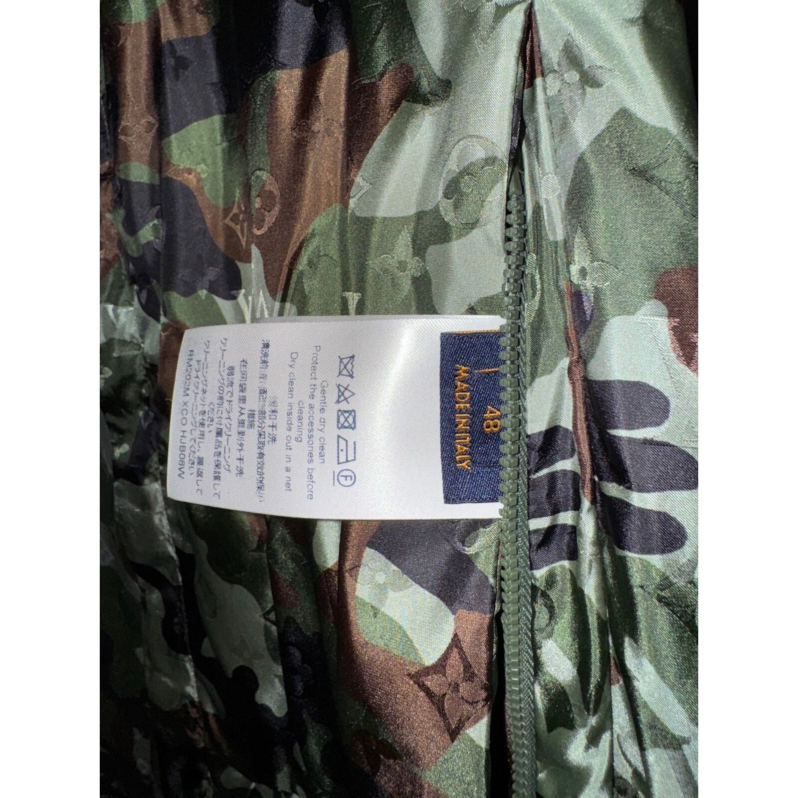 Louis Vuitton Louis Vuitton Virgil Abloh Monogram Windbreaker Jacket 48 Size US M / EU 48-50 / 2 - 18 Thumbnail