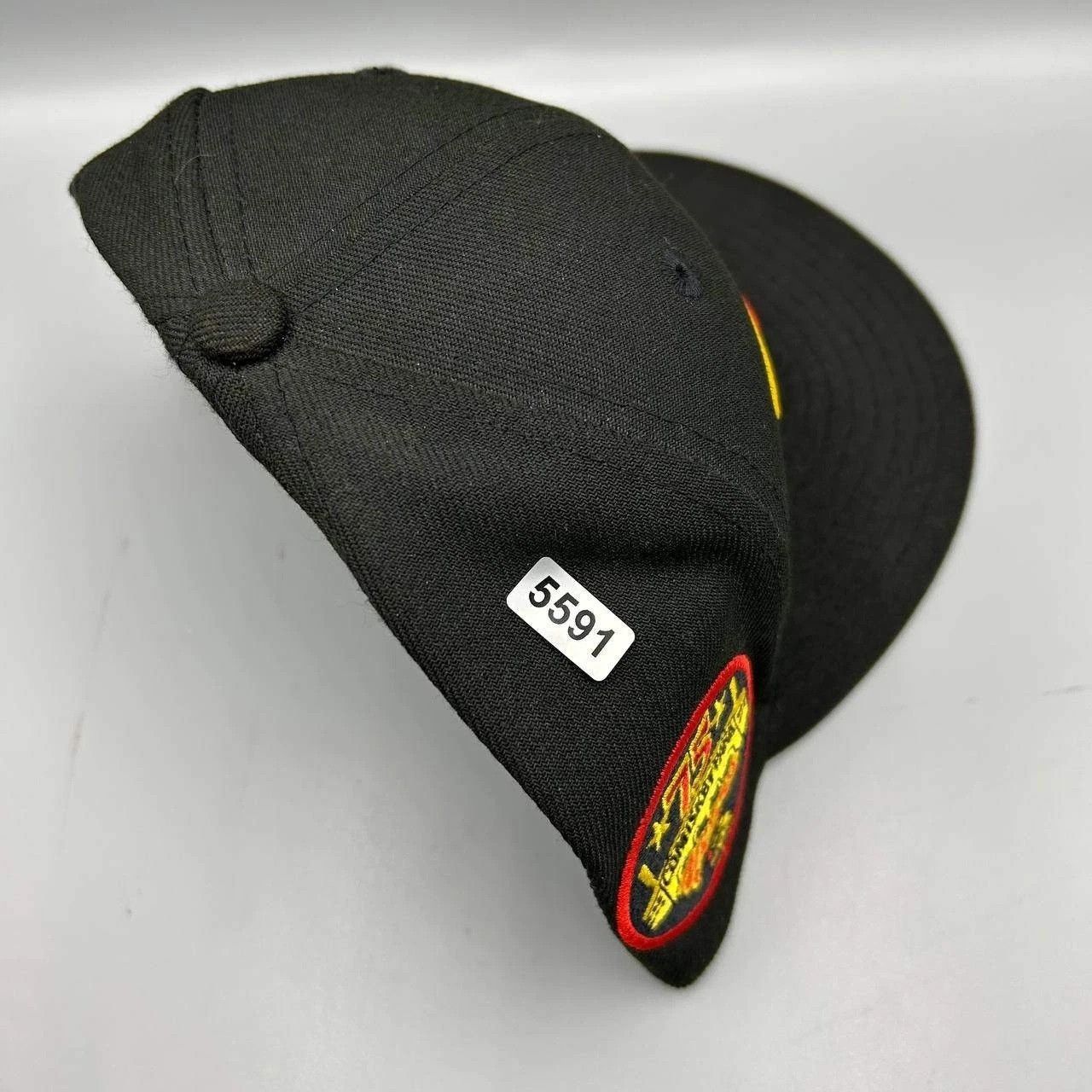 New Era Chicago White Sox Hat Men 7 3/8 Black Yellow MLB Fitted Cap Size ONE SIZE - 9 Thumbnail