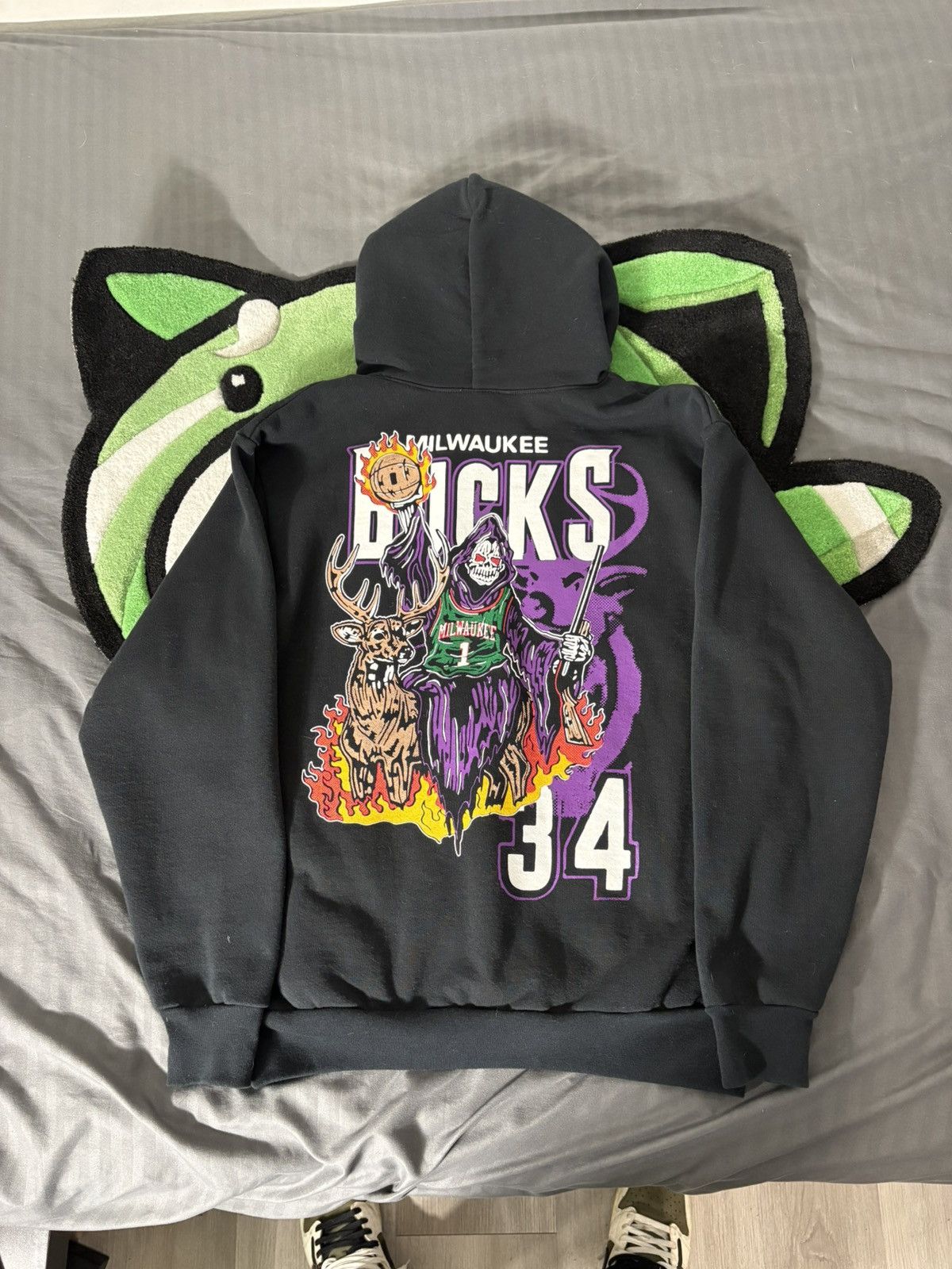 Warren Lotas Warren Lotas 2018 Milwaukee Bucks Hoodie Size US M / EU 48-50 / 2 - 2 Thumbnail