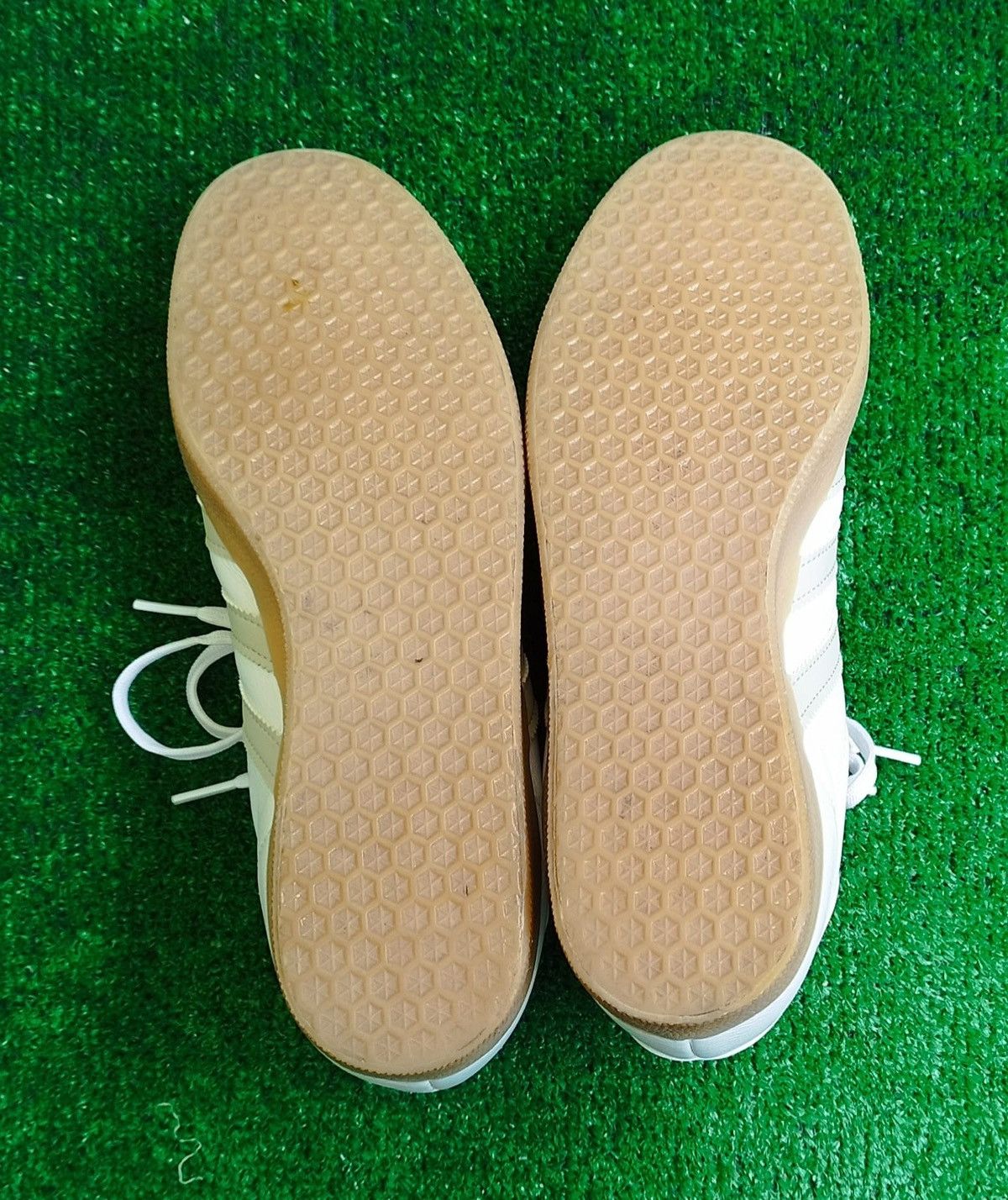 Adidas Adidas Gazelle White #10 Size US 10 / EU 43 - 7 Thumbnail
