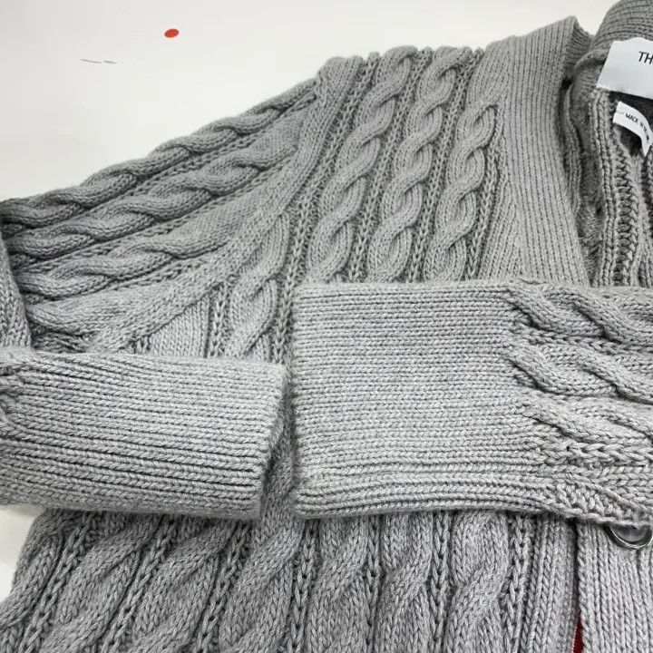 Thom Browne Thom Browne SS22 V-Neck Button Cardigan -2507 Size US M / EU 48-50 / 2 - 9 Thumbnail
