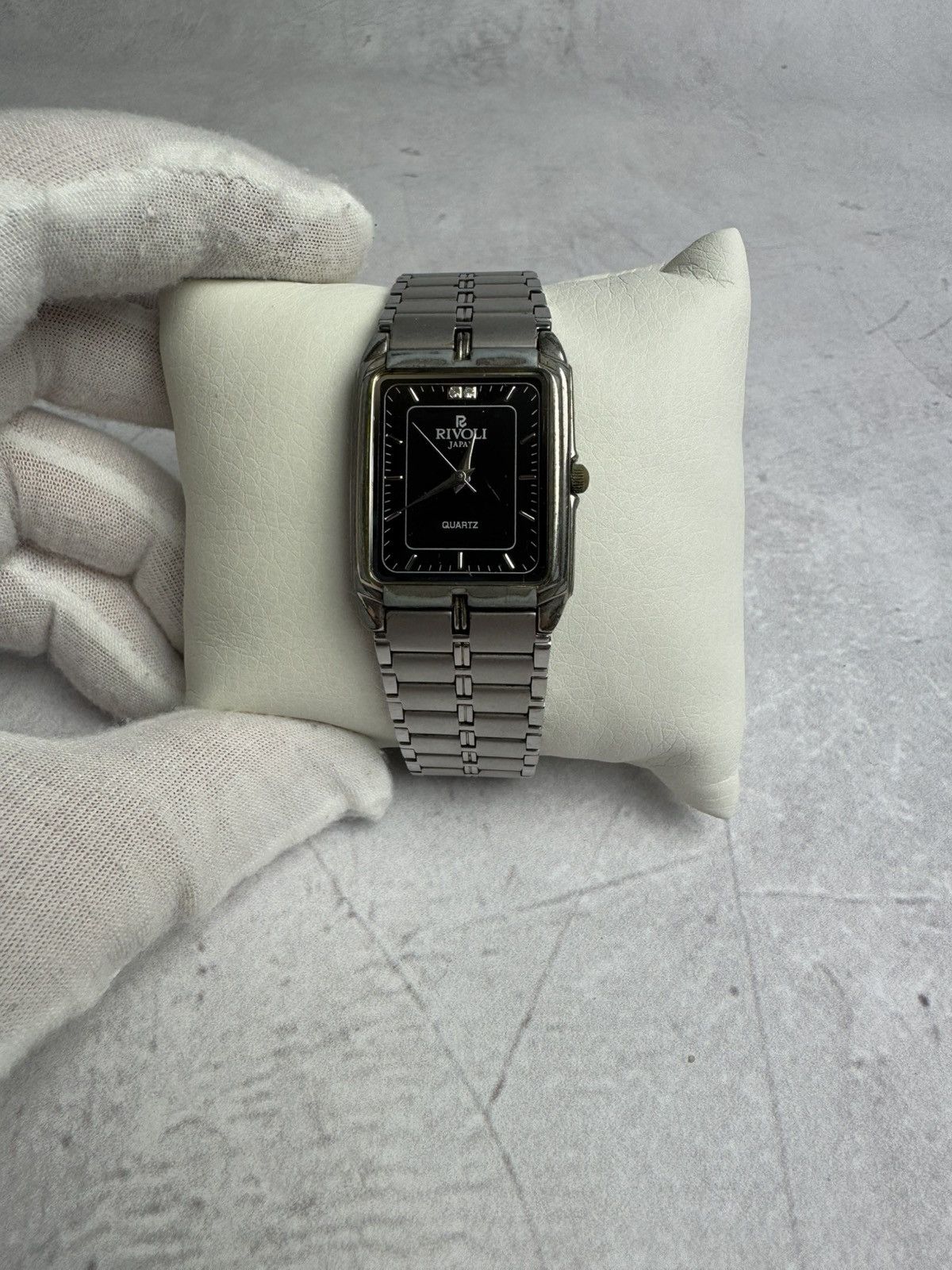 Japanese Brand × Vintage Rivoli Japanese Style Watch Vintage ✅Working Size ONE SIZE - 1 Thumbnail