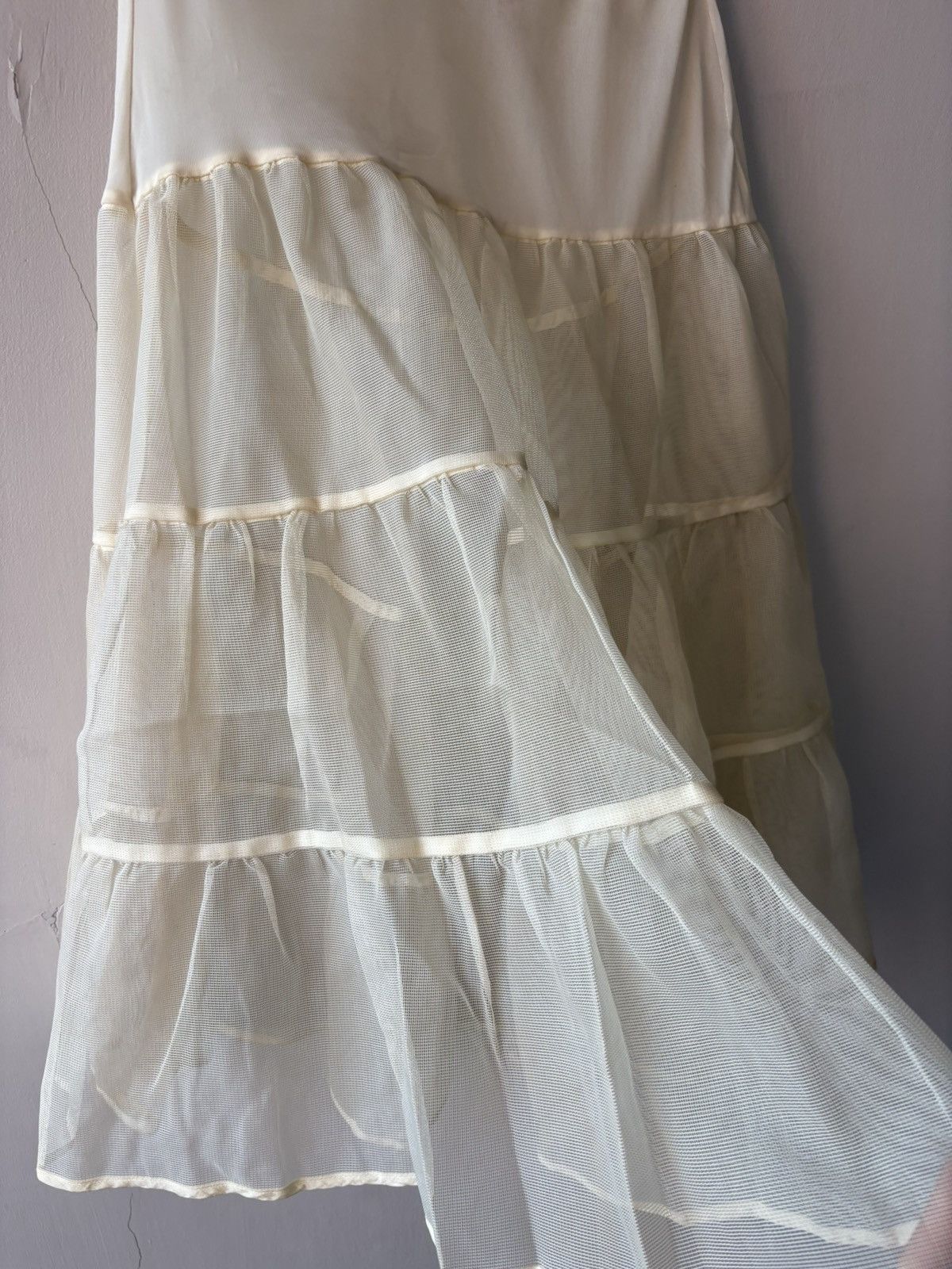 Vintage Vintage petticoat Size 27" / US 4 / IT 40 - 4 Thumbnail