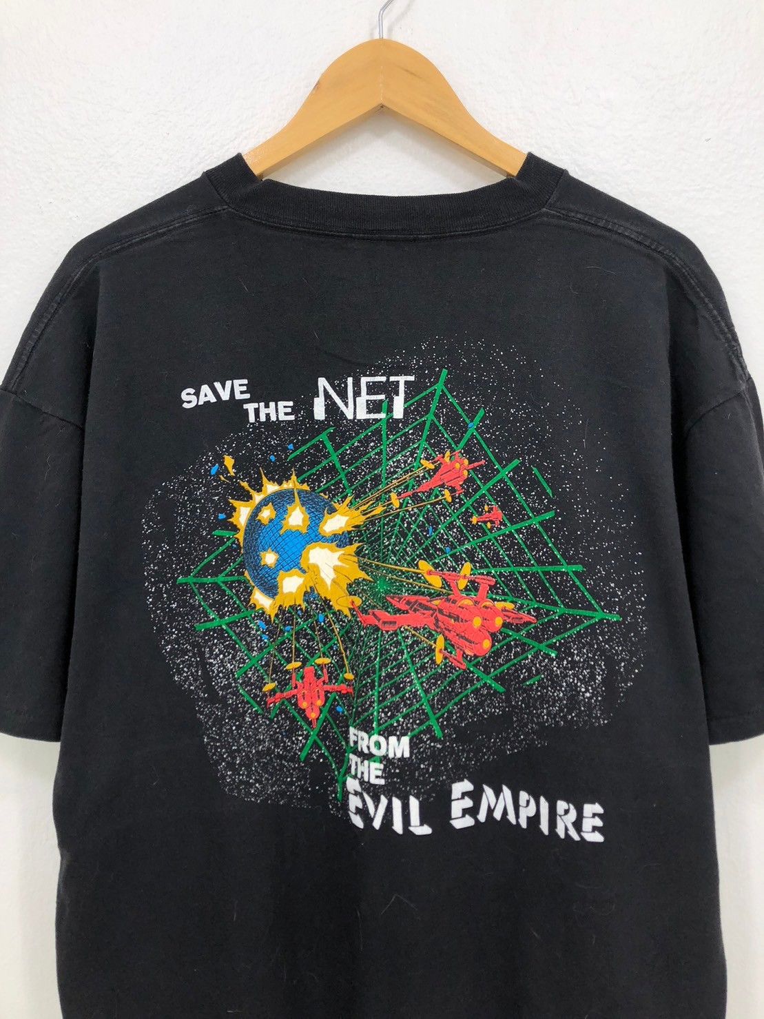 Vintage Vintage 90's Save The NET From The Evil Empire shirt wts01 Size US XL / EU 56 / 4 - 1 Thumbnail