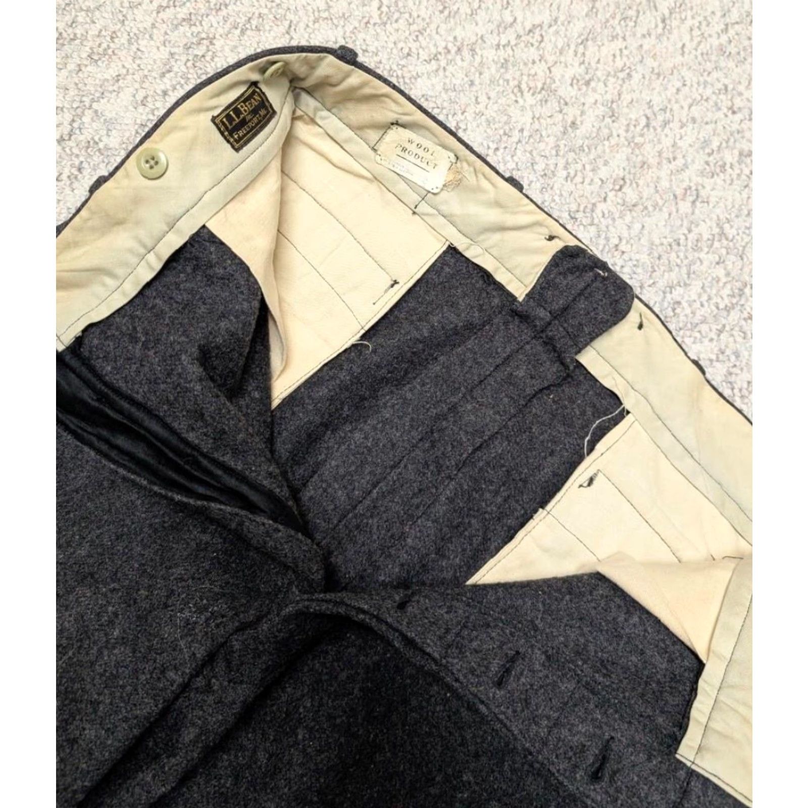 Vintage VINTAGE L.L. Bean PANTS Men 36x30 Wool Charcoal Gray Hunting tapered Size US 36 / EU 52 - 6 Thumbnail