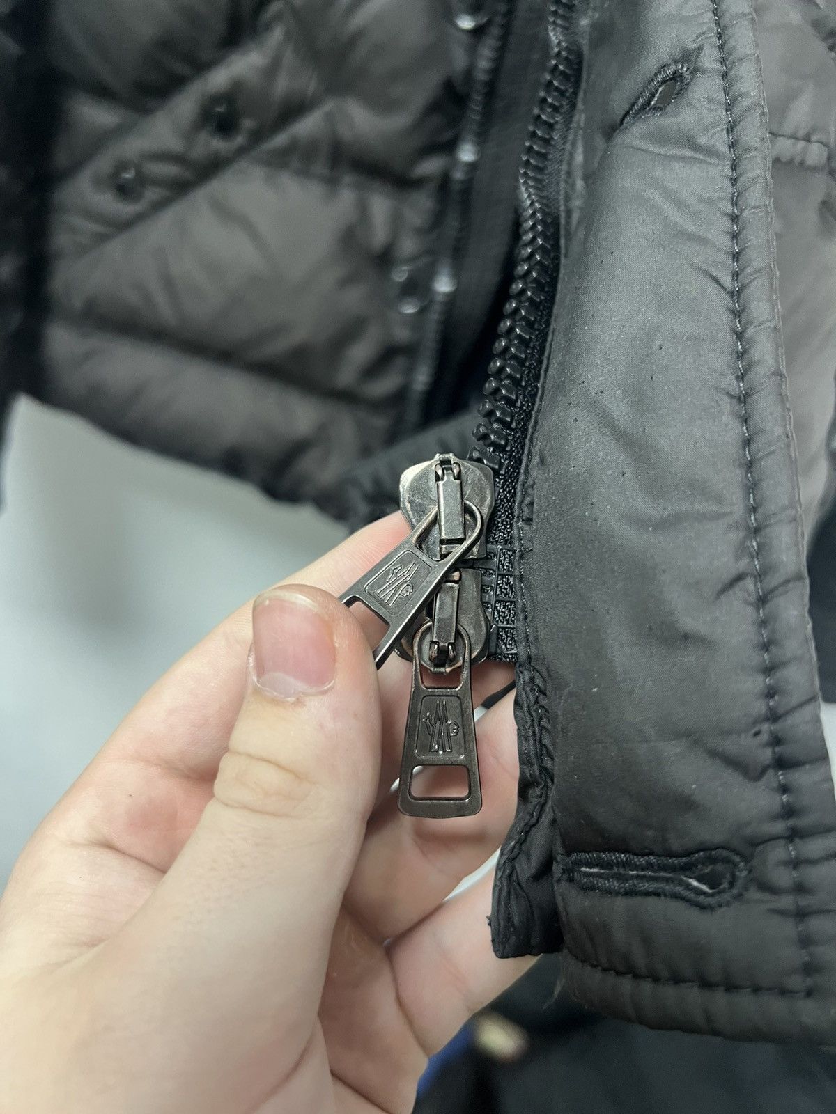 Moncler Vintage Moncler Mens Luxury Puffer Jacket S Size Size US S / EU 44-46 / 1 - 11 Thumbnail