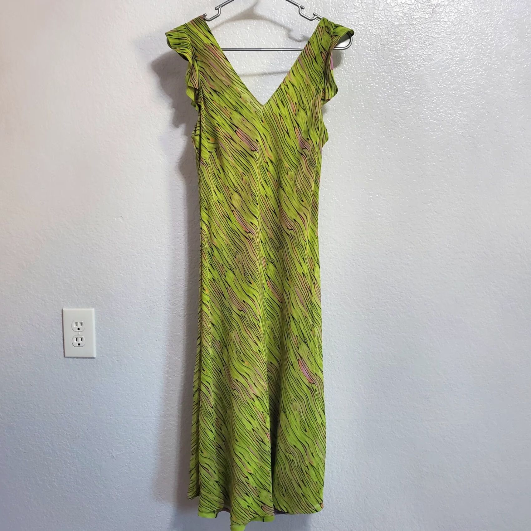 Vintage VINTAGE Chaudry Midi Dress Womens L Lime Green Print Flutter Sleeve V Neck Lined Fairycore Dress Size L / US 10 / IT 46 - 2 Thumbnail