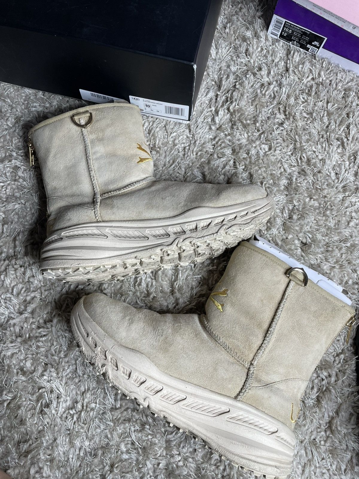 Mastermind World × Ugg Ugg x Mastermind beige Size US 10 / EU 43 - 2 Thumbnail