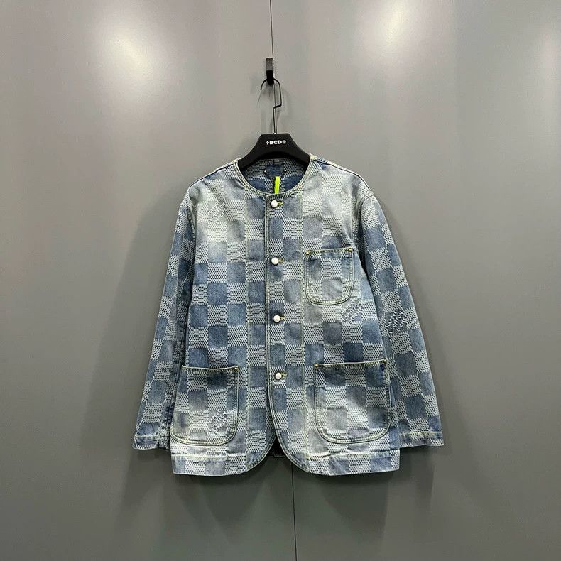 Louis Vuitton Louis Vuitton Blue plaid printed denim jacket 2501-Nextarro Size US M / EU 48-50 / 2 - 1 Thumbnail