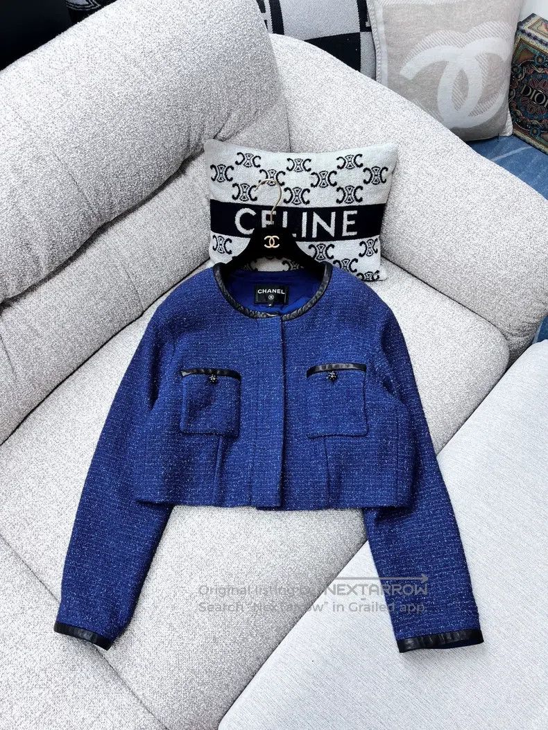 Chanel Chanel 19C Cruise Series Blue Fine Glitter Tweed Lambskin Size XS / US 0-2 / IT 36-38 - 1 Thumbnail