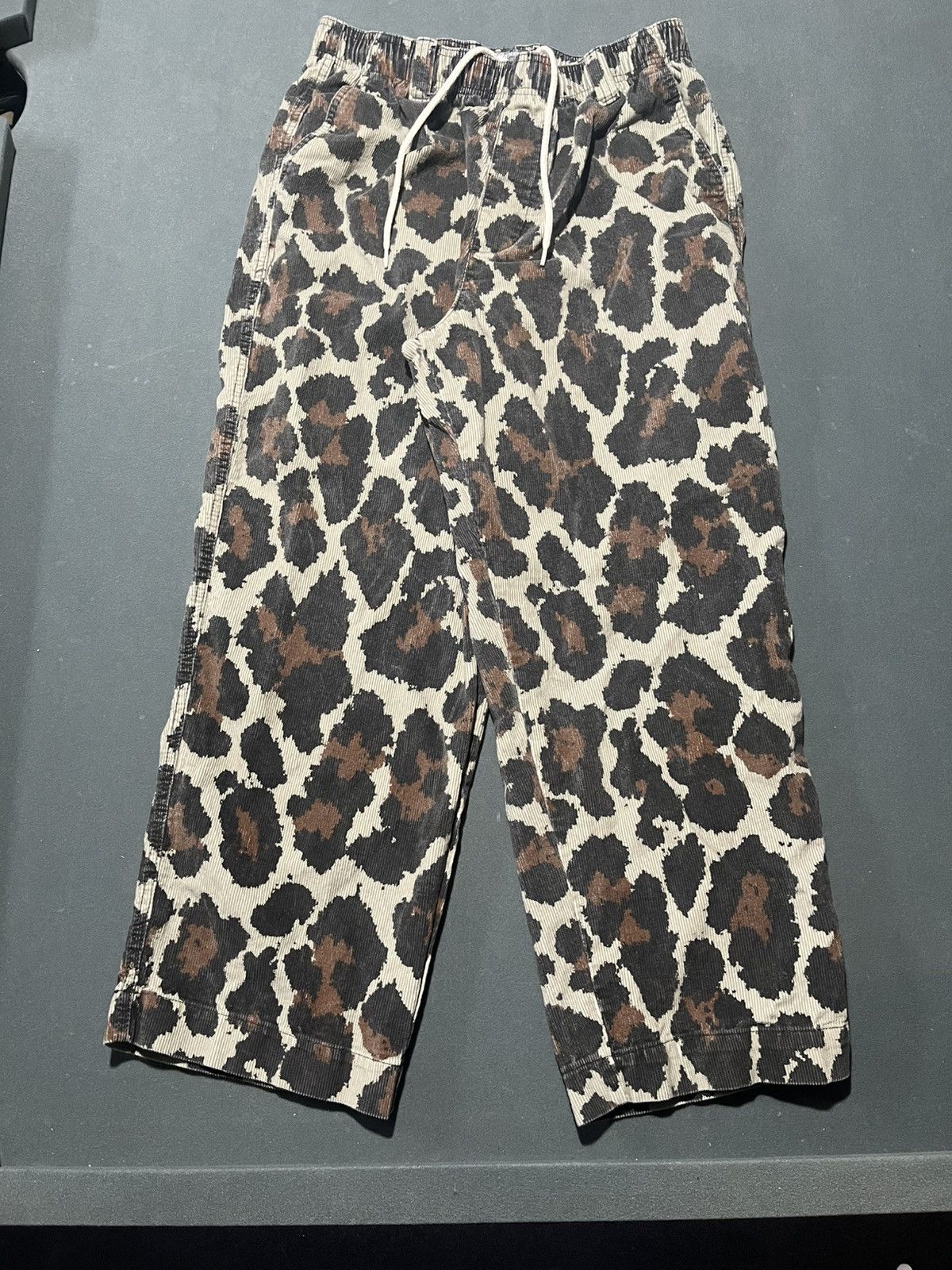 Urban Outfitters CHEETAH PRINT CORDUROYS W A DRAWSTRING Size US 32 / EU 48 - 3 Thumbnail