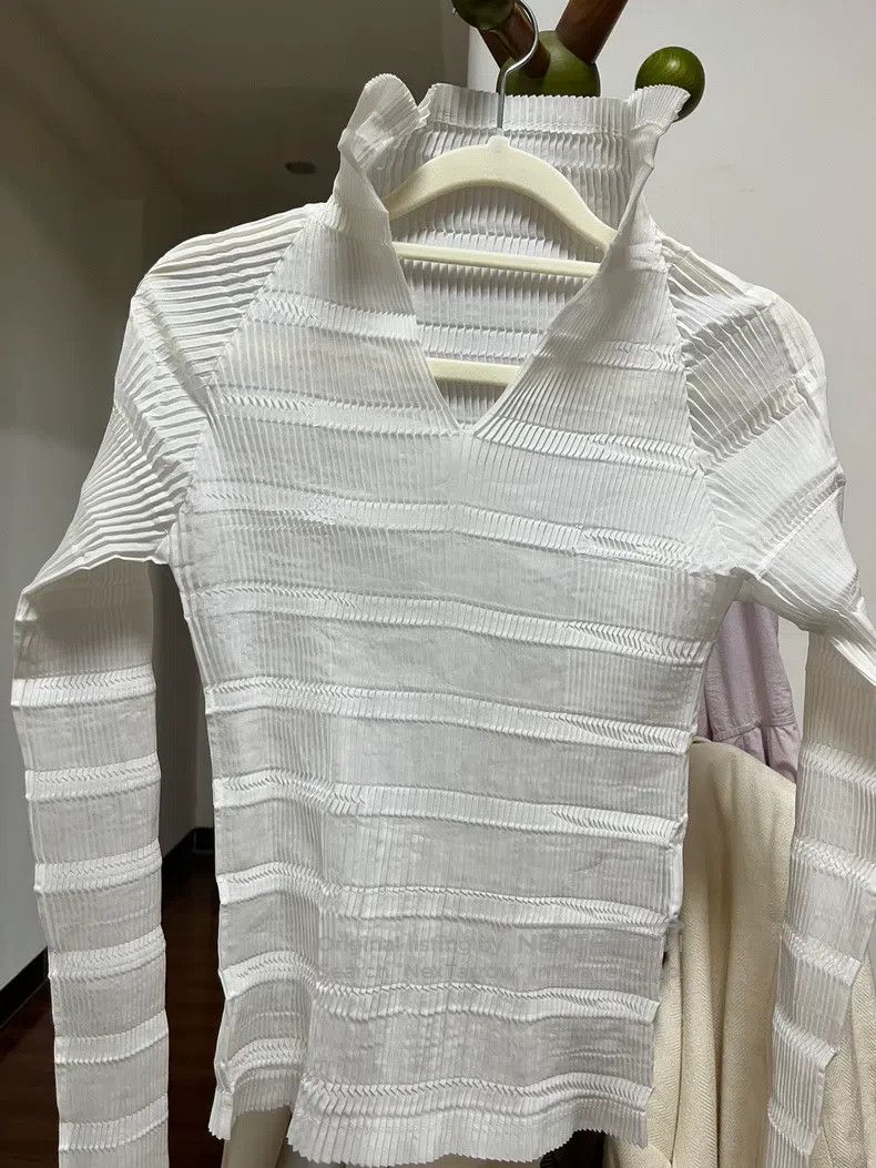 Issey Miyake Issey Miyake White Long Sleeve Size S / US 4 / IT 40 - 1 Thumbnail