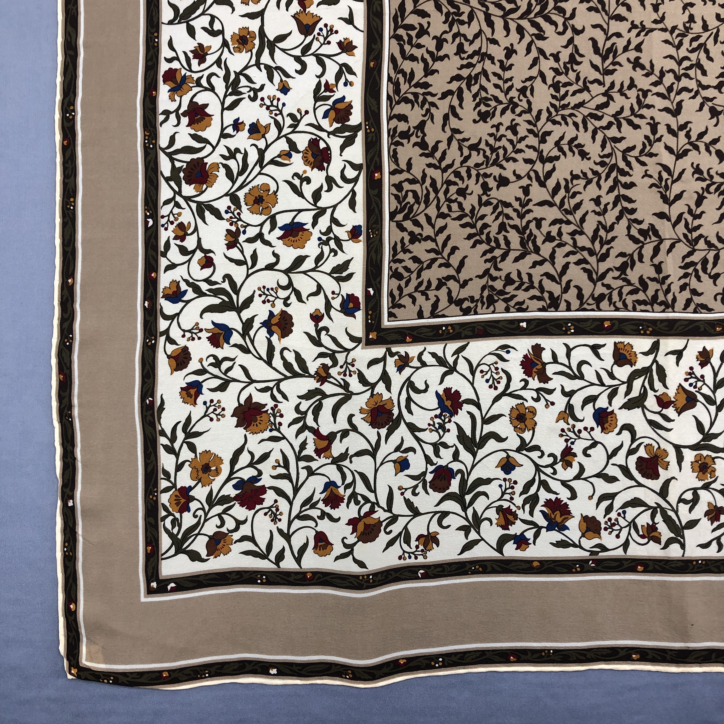 Pierre Balmain Vintage Pierre Balmain SILK Scarf Twill Stole Wraps Scarves Size ONE SIZE - 11 Thumbnail
