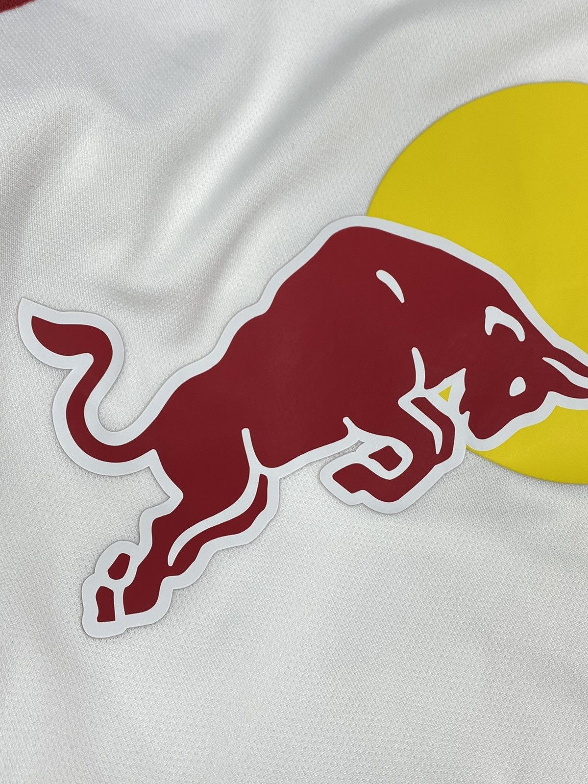 Nike Nike Red Bull Salzburg 2016/17 Home Football Shirt Jersey Size US L / EU 52-54 / 3 - 7 Thumbnail