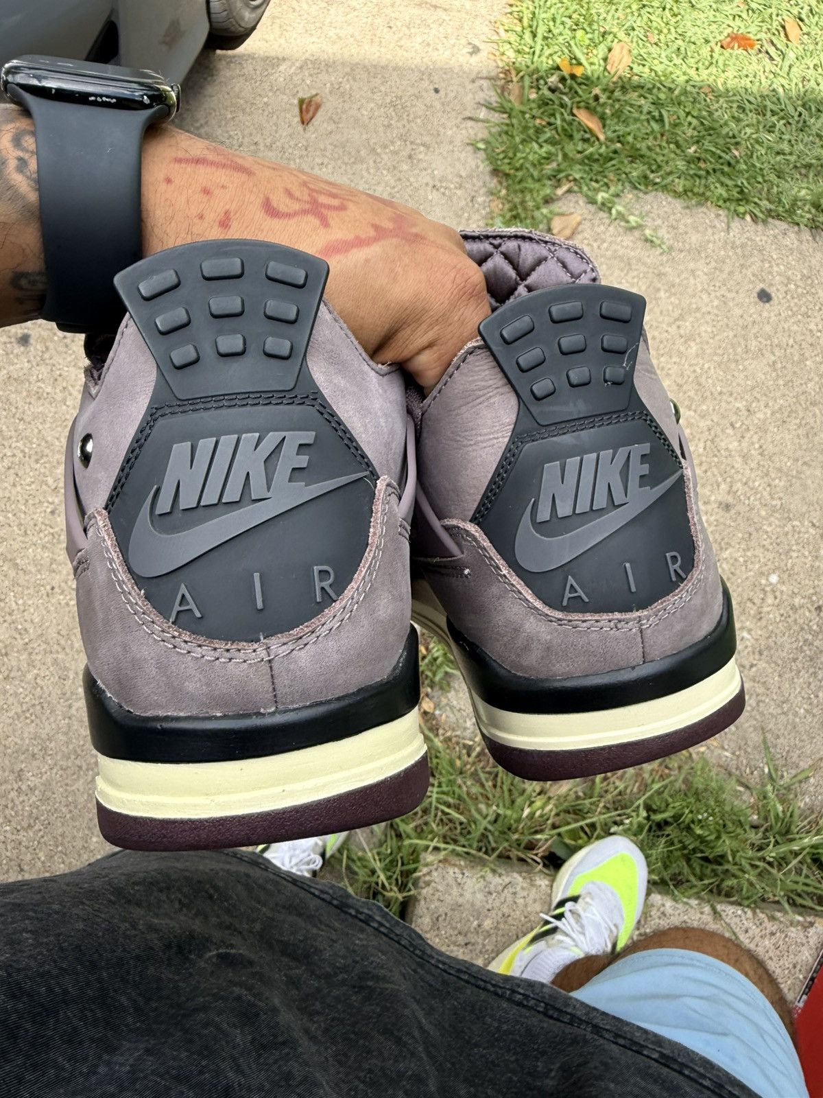 A Ma Maniere × Jordan Brand Jordan 4 A Ma Manier Size US 10.5 / EU 43-44 - 10 Thumbnail