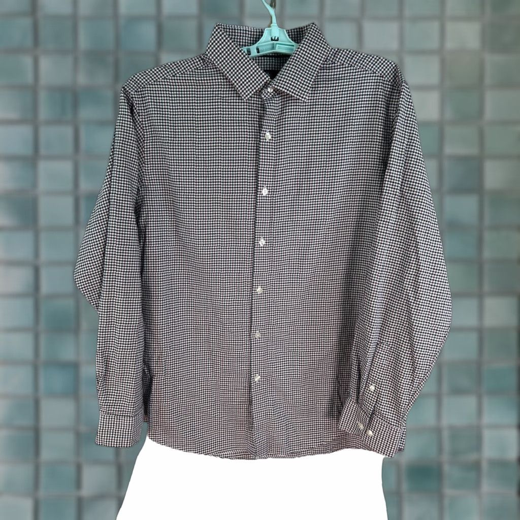 Hart Schaffner Marx Hart Shaffner Marx Button-Up Shirt Men XL Black Herringbone Long Sleeve, Classic, Designer, All Seasons Size US XL / EU 56 / 4 - 1 Thumbnail