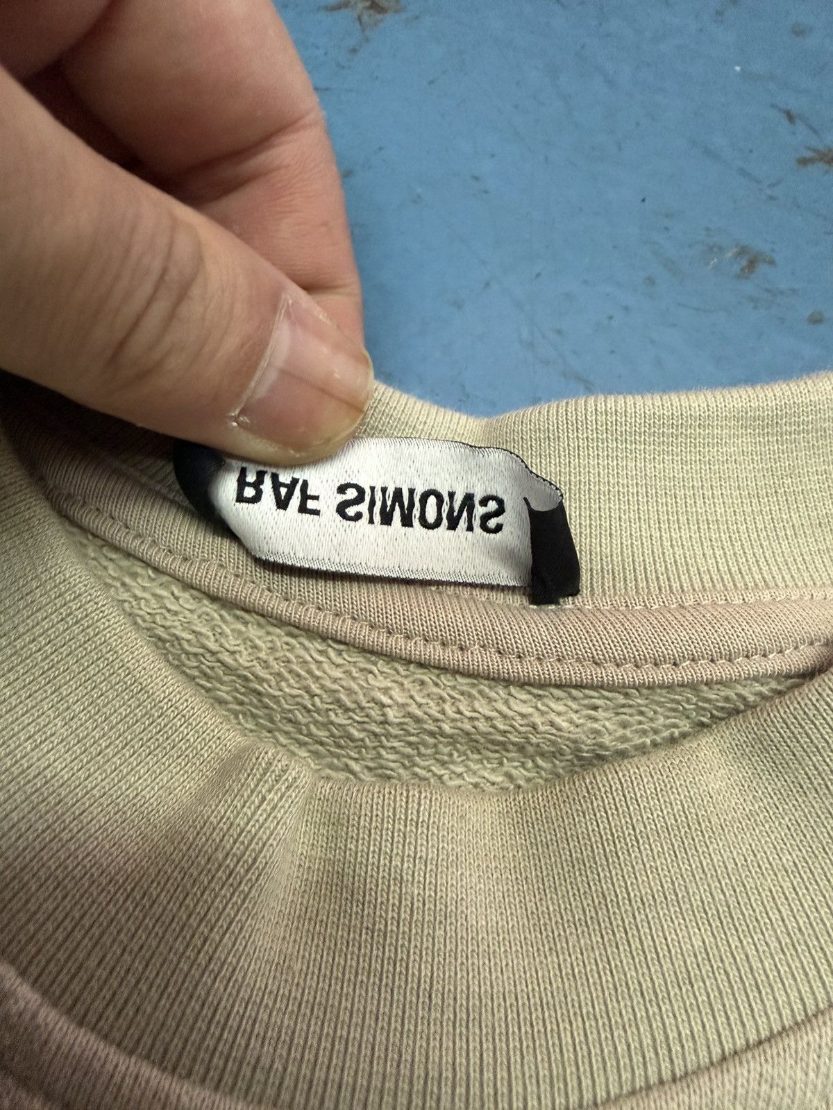 Raf Simons RAF SIMONS FW17/18 DUCK TAPE SWEATER Size US M / EU 48-50 / 2 - 8 Thumbnail