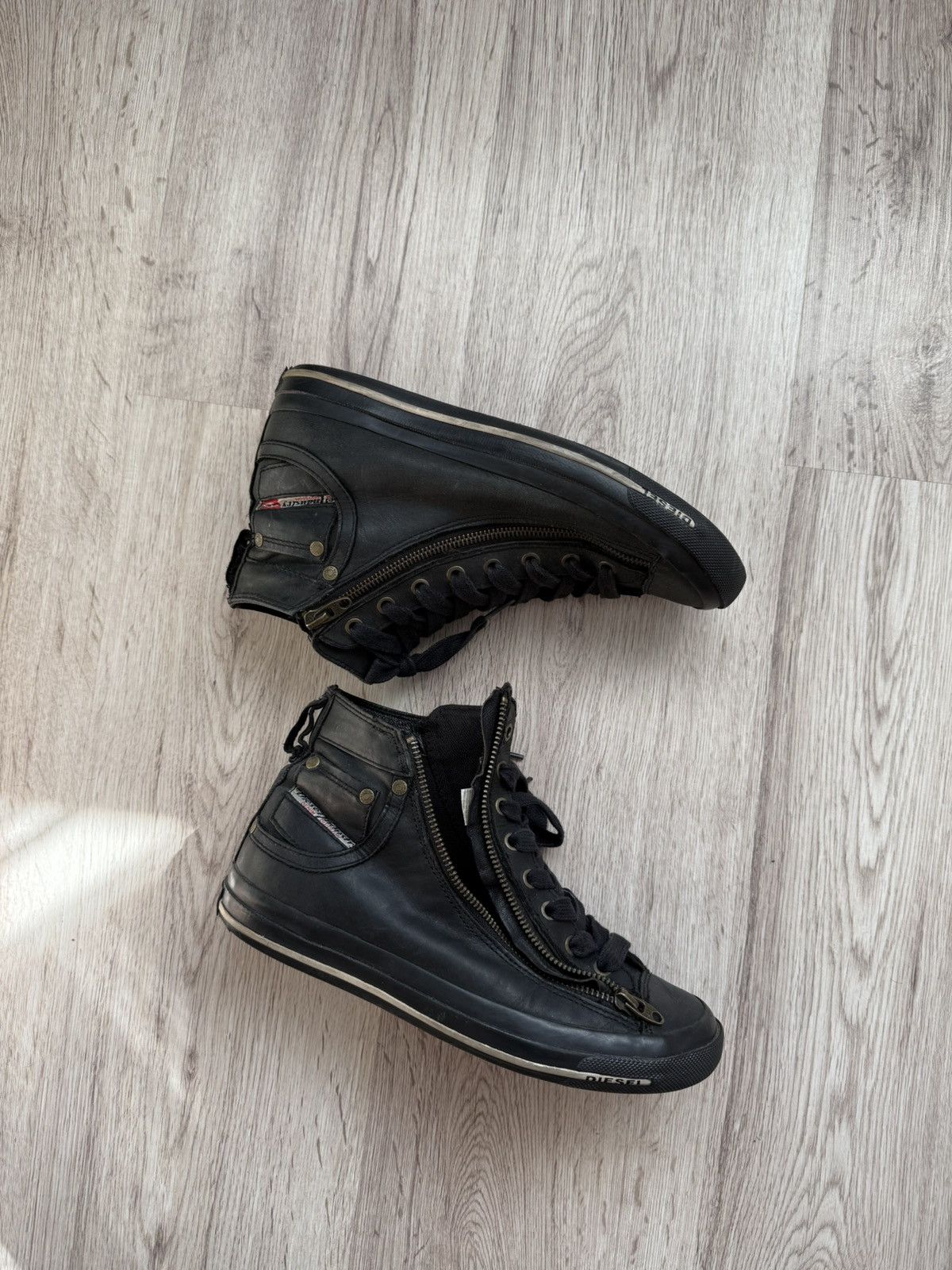 Diesel Diesel Expo Zip Leather Boots US 7.5 Black Side Zip Size US 7.5 / EU 40-41 - 2 Thumbnail