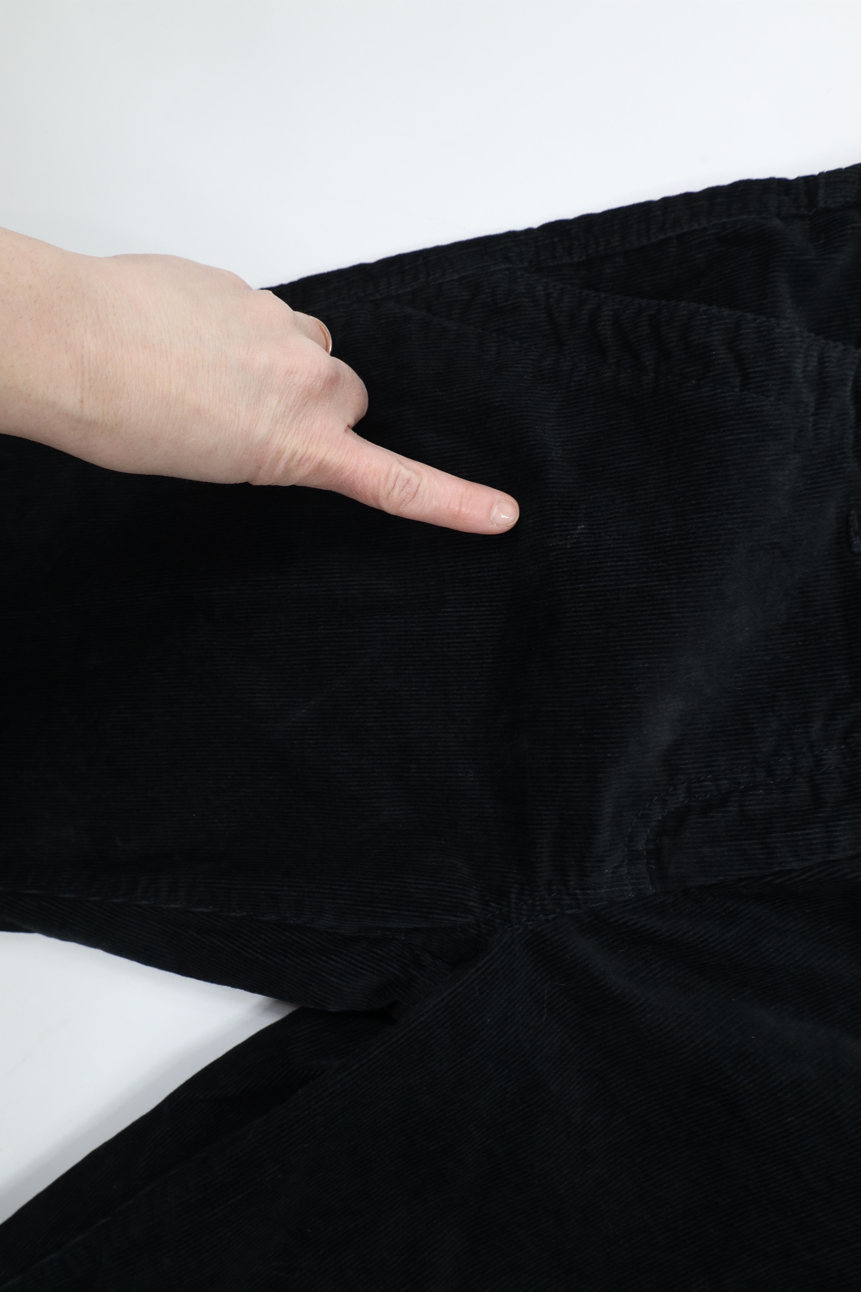 Tommy Hilfiger × Vintage Vintage 90s Y2K Tommy Hilfiger Wide Leg Corduroy Pants Size 32" / US 10 / IT 46 - 7 Thumbnail