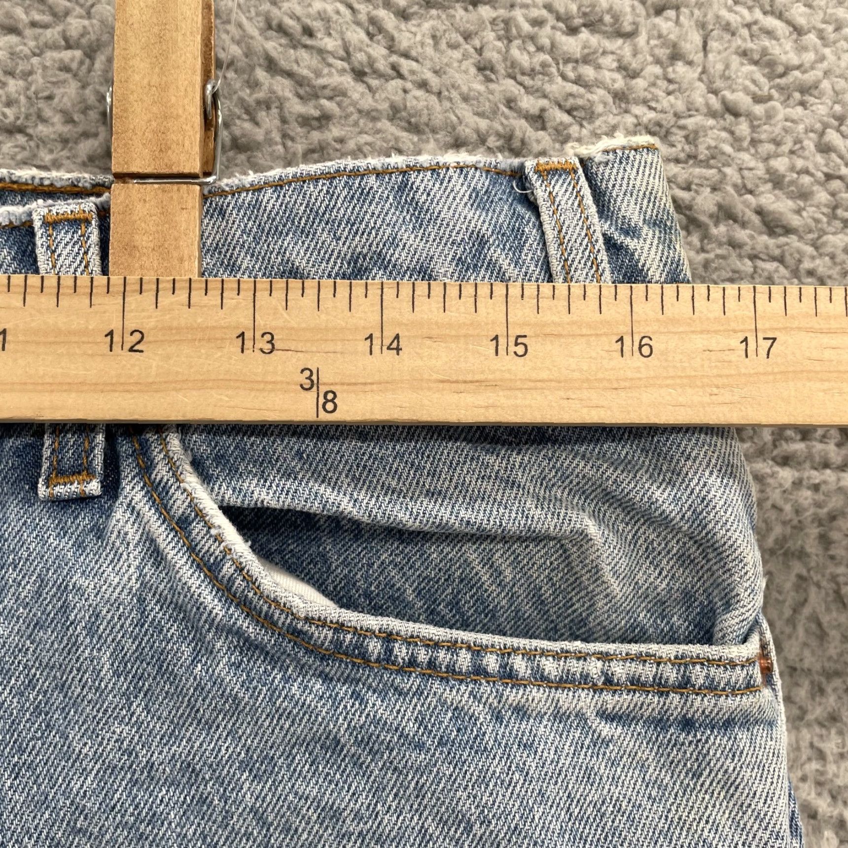 Levi's VTG Levi's 550 Jeans Men 33x30 Light Relaxed Baggy Taper Y2K 90's Workwear Levi's Jeans Men 33x30 Light Blue Vintage 80s 90s denim casual Size US 33 - 5 Thumbnail