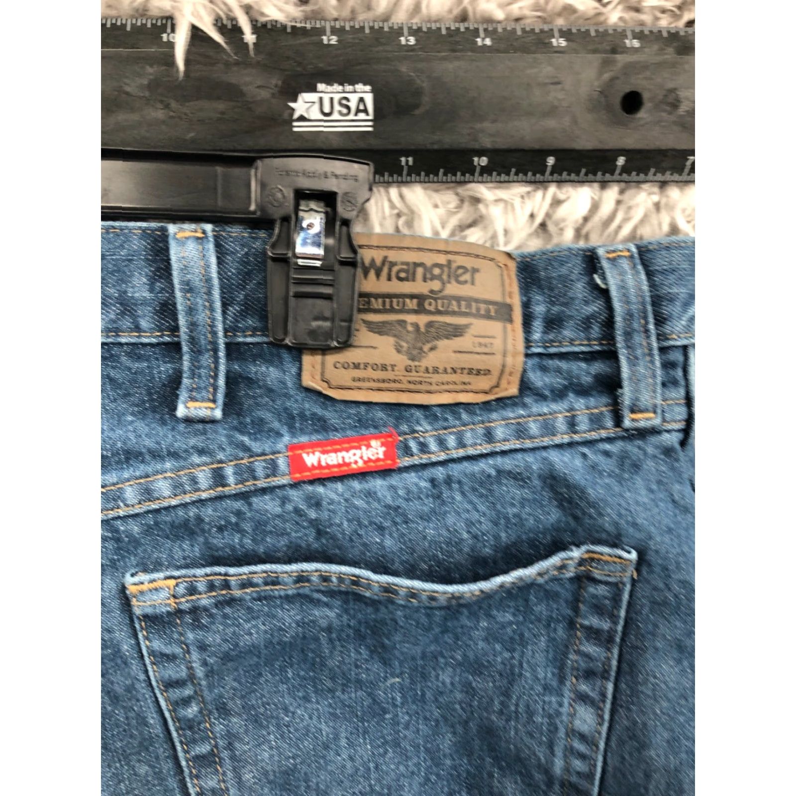 Wrangler Wrangler Jeans 42x30 Regular 5-Pocket Denim Blue Mid Waisted Straight Mens Size US 42 / EU 58 - 6 Thumbnail