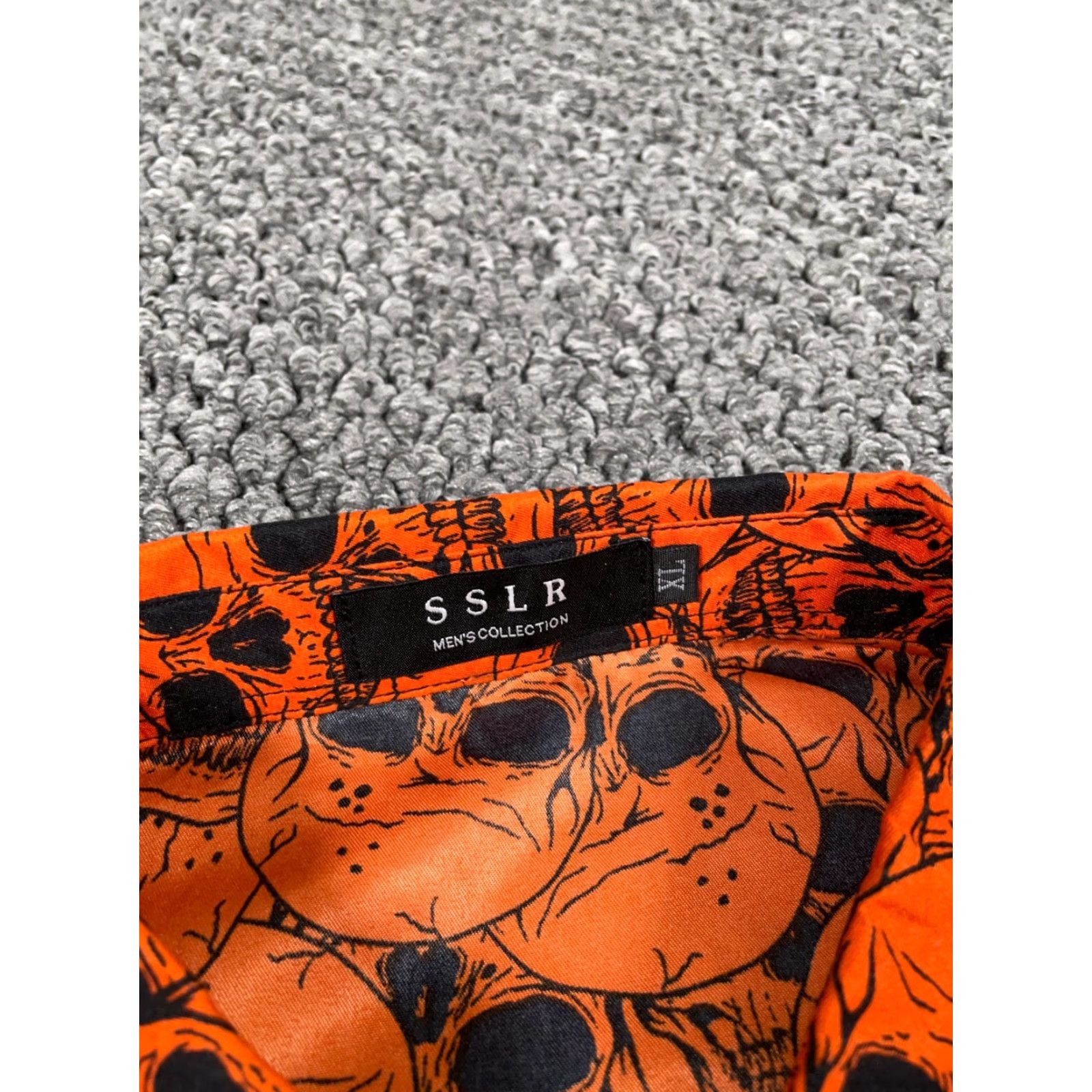 Etro VINTAGE Sslr Skull Print Shirt Adult XL Orange Black Geometric Grunge Retro Guitar Mens Button-Up Short Sleeve Poliester Size US XL / EU 56 / 4 - 3 Thumbnail