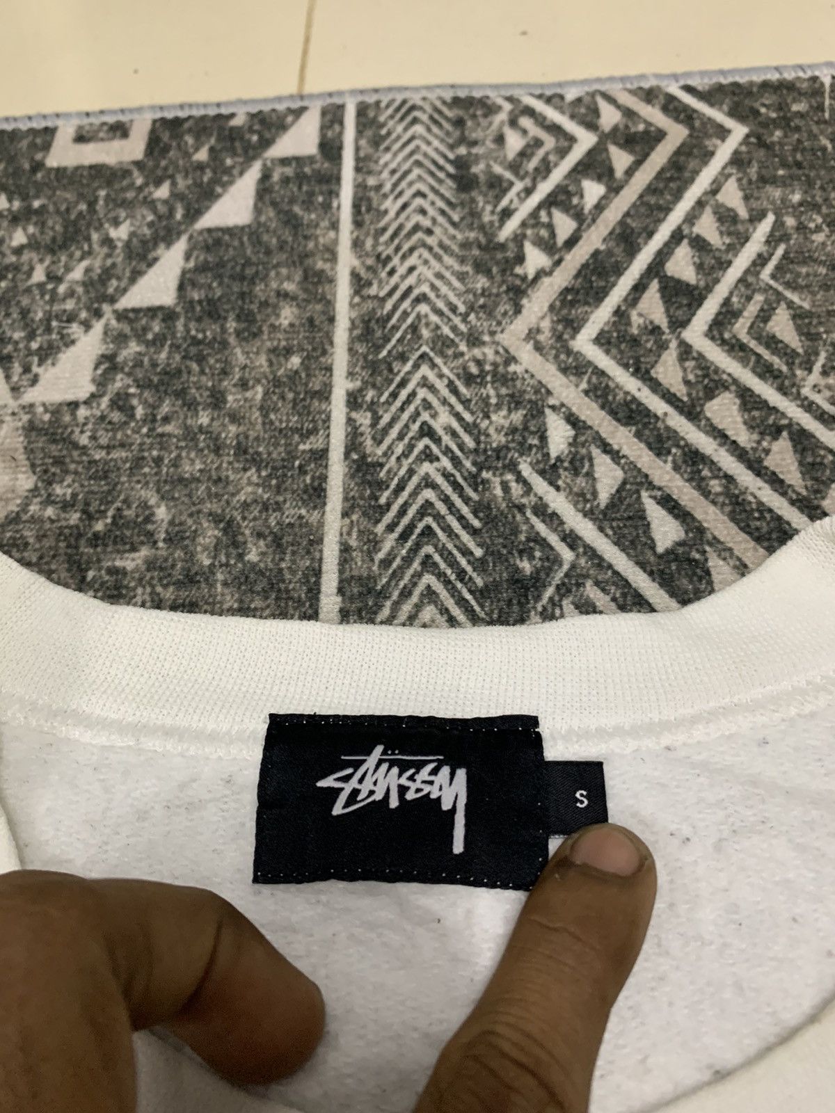 Japanese Brand Y2K OG STUSSY SWEATSHIRT BIG LOGO ON BACK Size US S / EU 44-46 / 1 - 4 Thumbnail