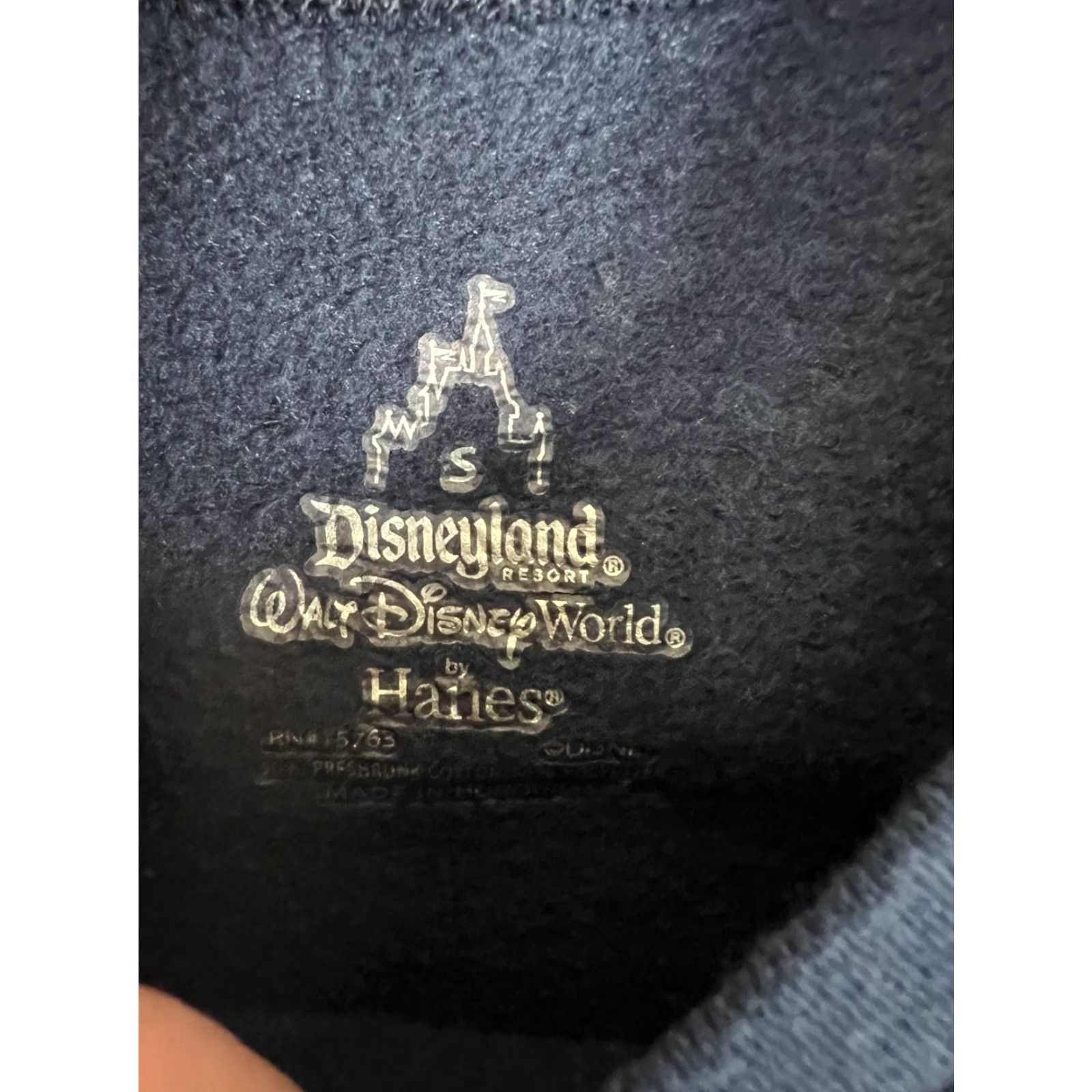 Vintage VINTAGE Disneyland Resort Sweatshirt Mens Small Blue Mickey Fleece Graphic Y2K Size US S / EU 44-46 / 1 - 5 Thumbnail