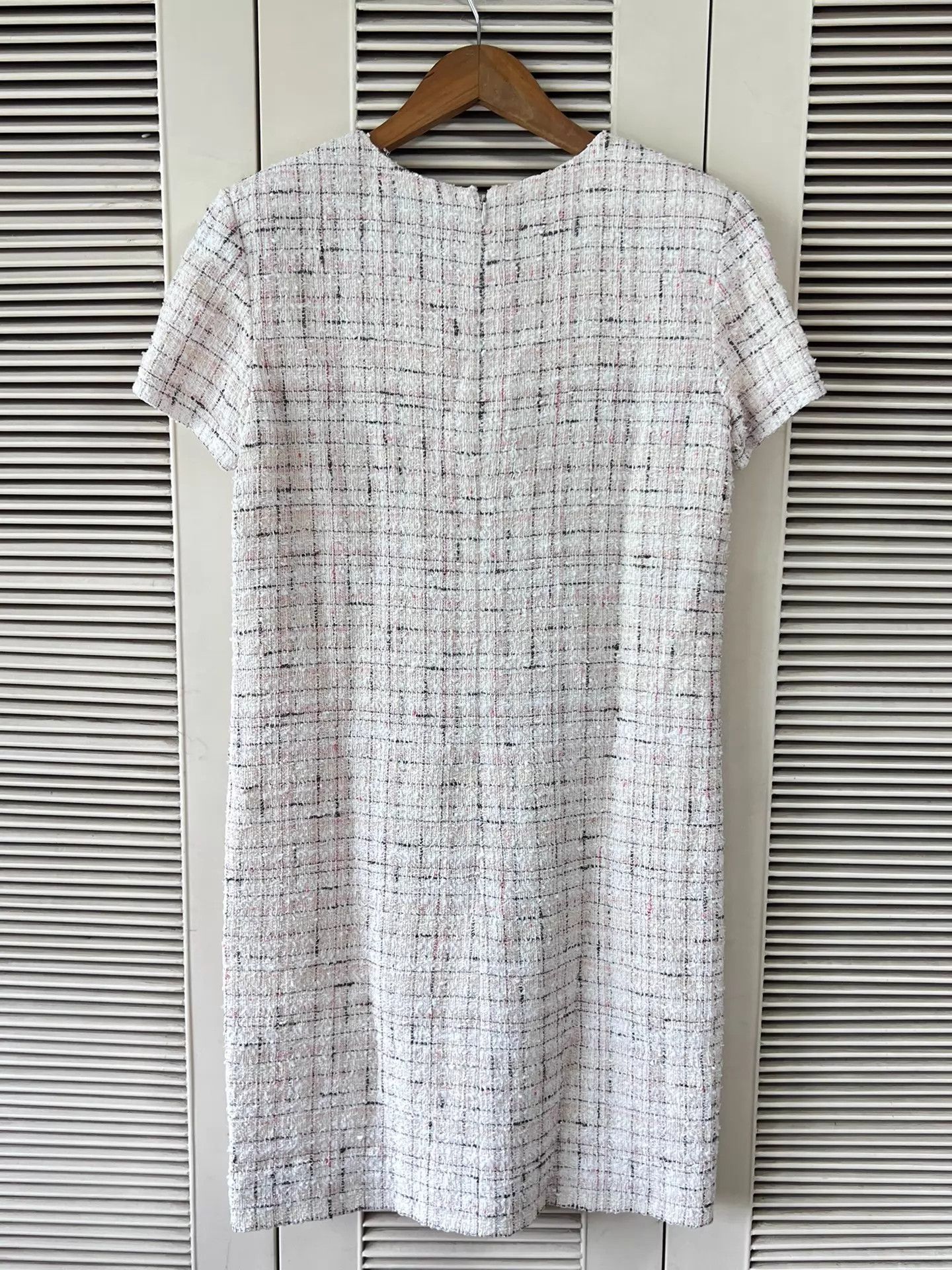Chanel Chanel Classic Tweed Short-Sleeve Mid-Length Dress 38 Size S / US 4 / IT 40 - 2 Thumbnail