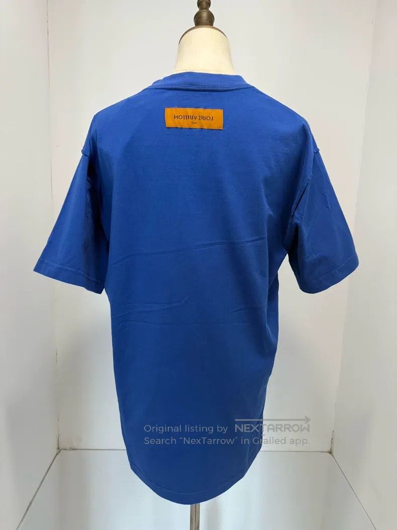 Louis Vuitton Louis Vuitton Blue embossed logo short sleeves Size US M / EU 48-50 / 2 - 2 Thumbnail