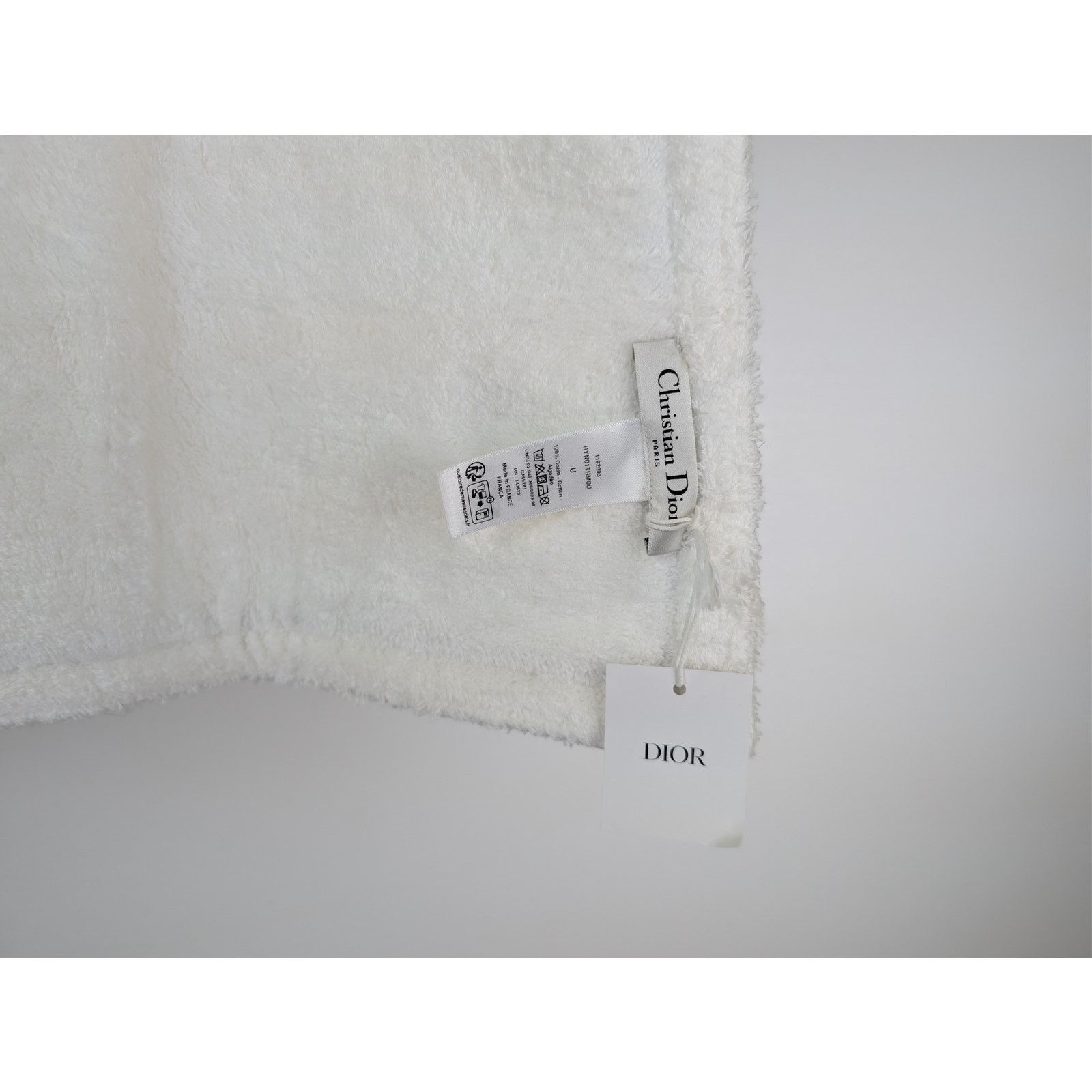Dior o1rshd1 Size: OS / Hand Towel in Blue & White Size ONE SIZE - 9 Thumbnail