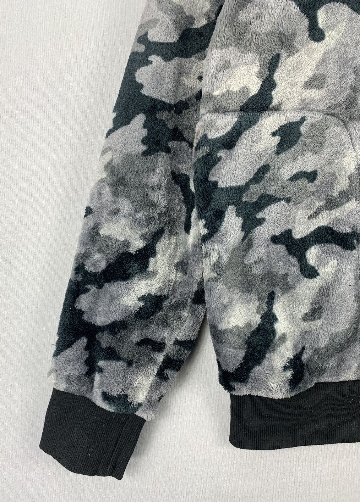 Other Urban Camouflage Outdoor Fleece Hoodie Jackets Size US L / EU 52-54 / 3 - 4 Thumbnail