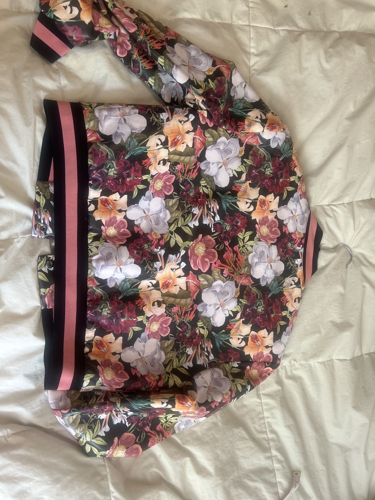 Alice + Olivia Alice & Olivia Floral Bomber Varsity Jacket Size M / US 6-8 / IT 42-44 - 2 Thumbnail