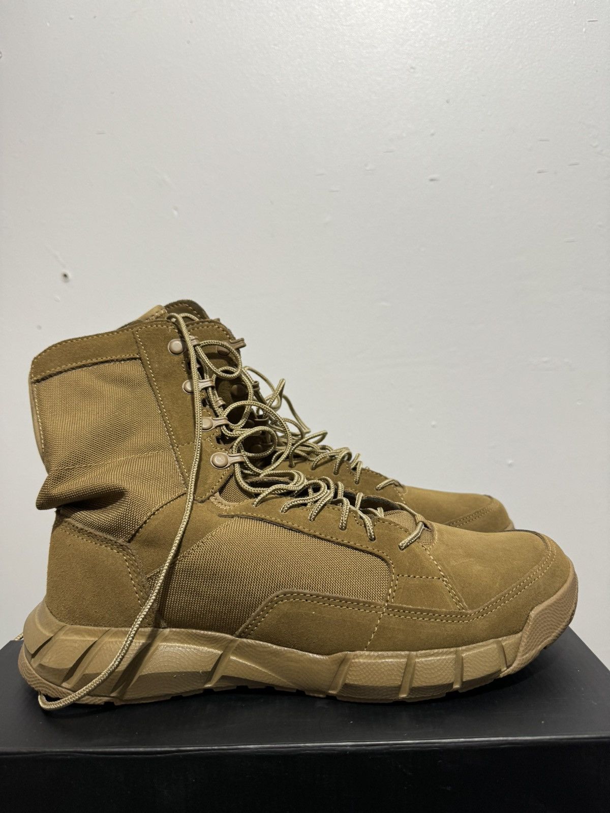 image of Oakley Light Assault Boot 2 in Brown, Men's (Size 9)