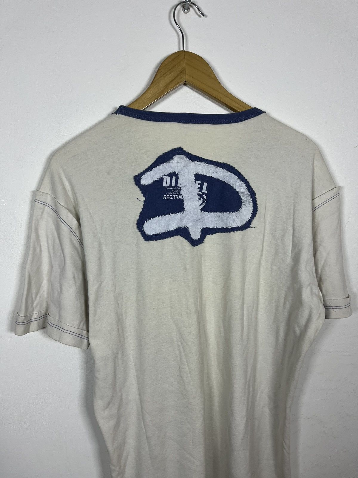 Diesel Diesel Avant-Garde T-Shirt Vintage Streetwear Y2K Size US L / EU 52-54 / 3 - 9 Thumbnail