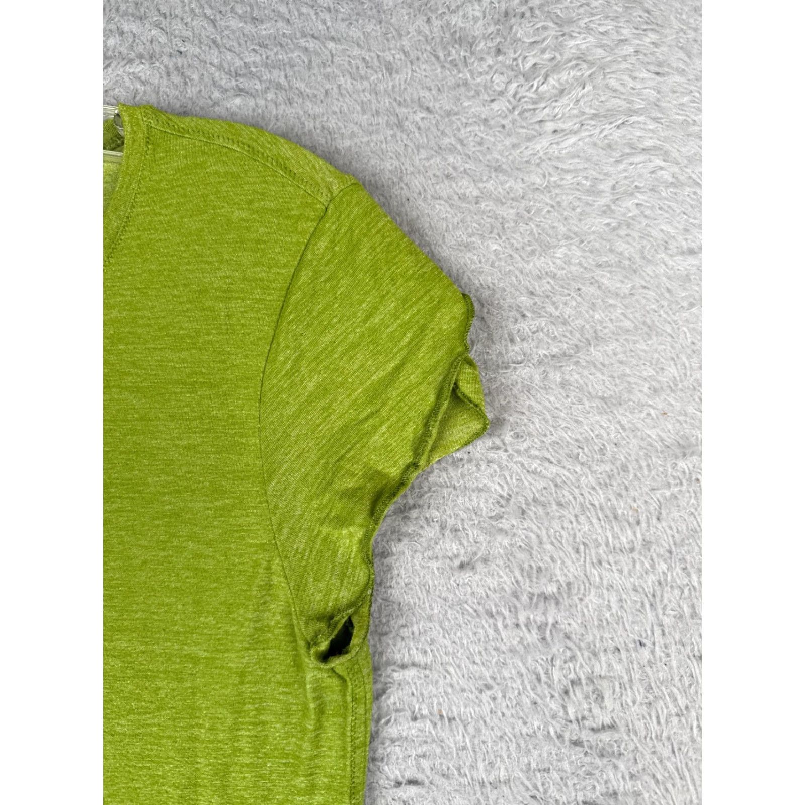 Patagonia Patagonia Shirt Women S Green Short Sleeve Crew Neck Nylon Blend Glorya Tee Size S / US 4 / IT 40 - 2 Thumbnail