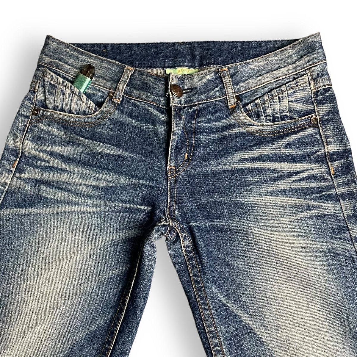 Le Grande Bleu (L.G.B.) SUPER FLARE VINTAGE CODY BLUE 6 POCKETS WASHED DENIM PANTS Size US 30 / EU 46 - 3 Thumbnail