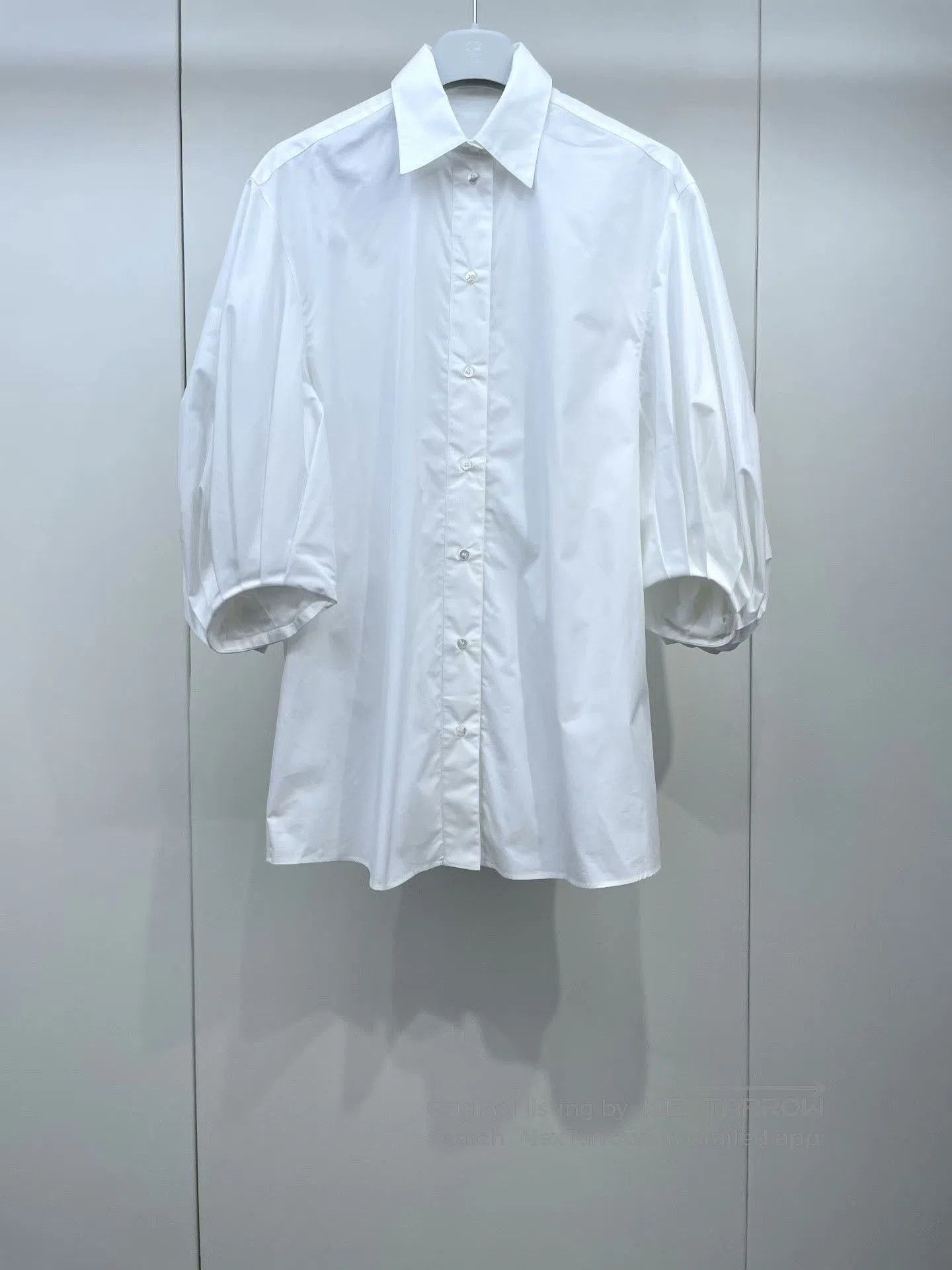 Valentino Valentino Solid Pleated Short Sleeve Shirt. Size S / US 4 / IT 40 - 1 Thumbnail