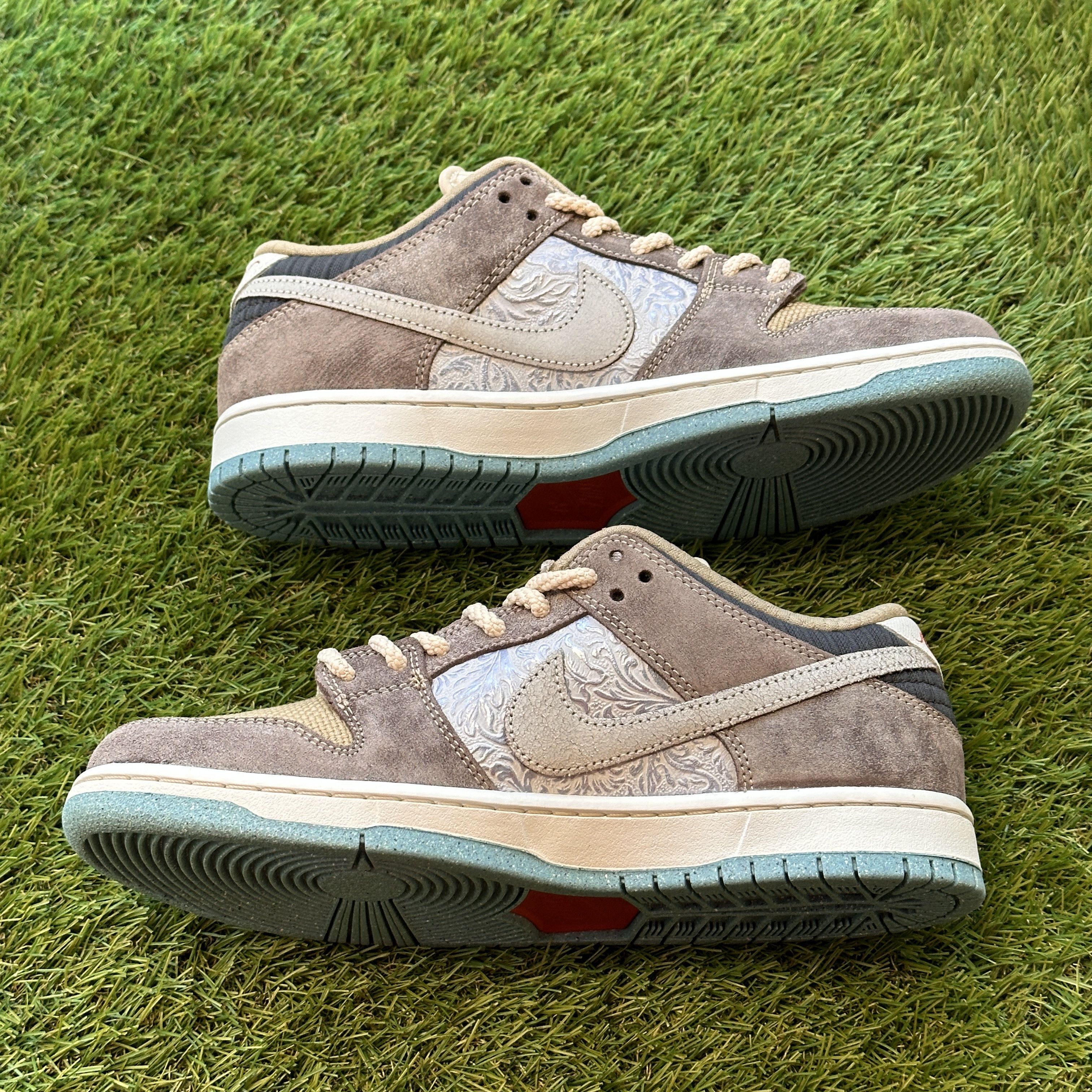 Nike Nike SB Dunk Low Premium Big Money Savings - FZ3129 200 Size US 10 / EU 43 - 2 Thumbnail