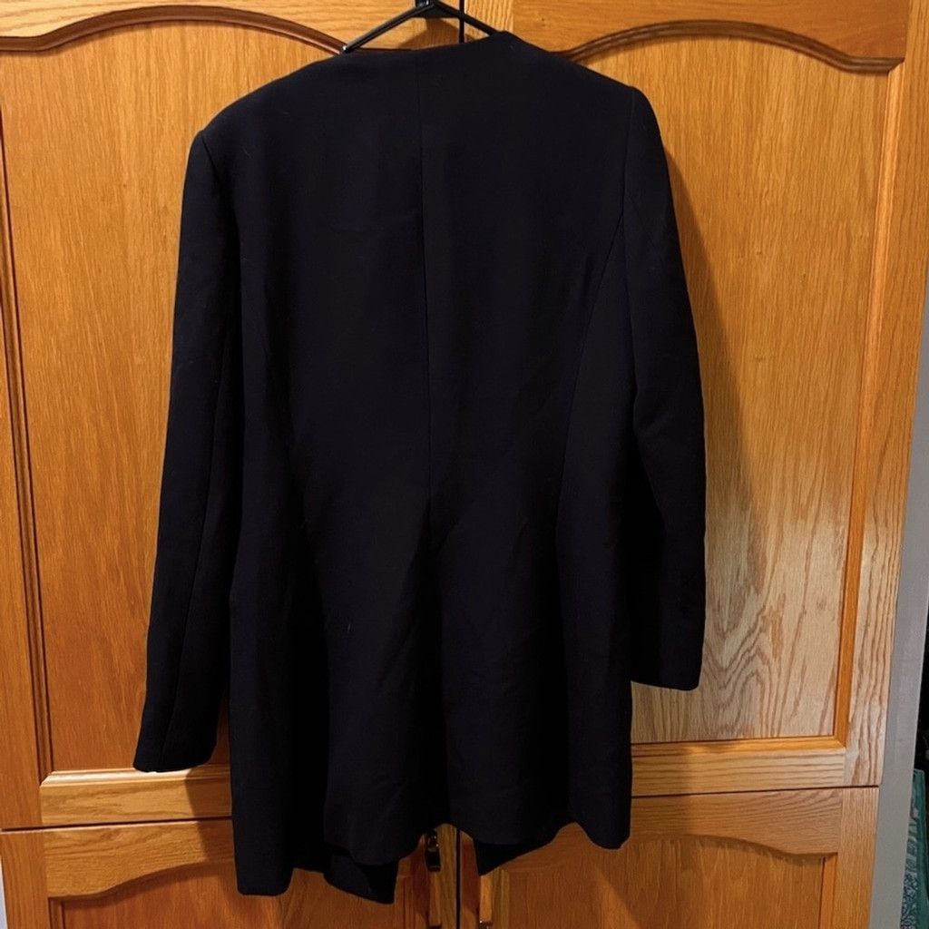 Zara Zara Basic Collection Large navy blazer Size L / US 10 / IT 46 - 6 Thumbnail