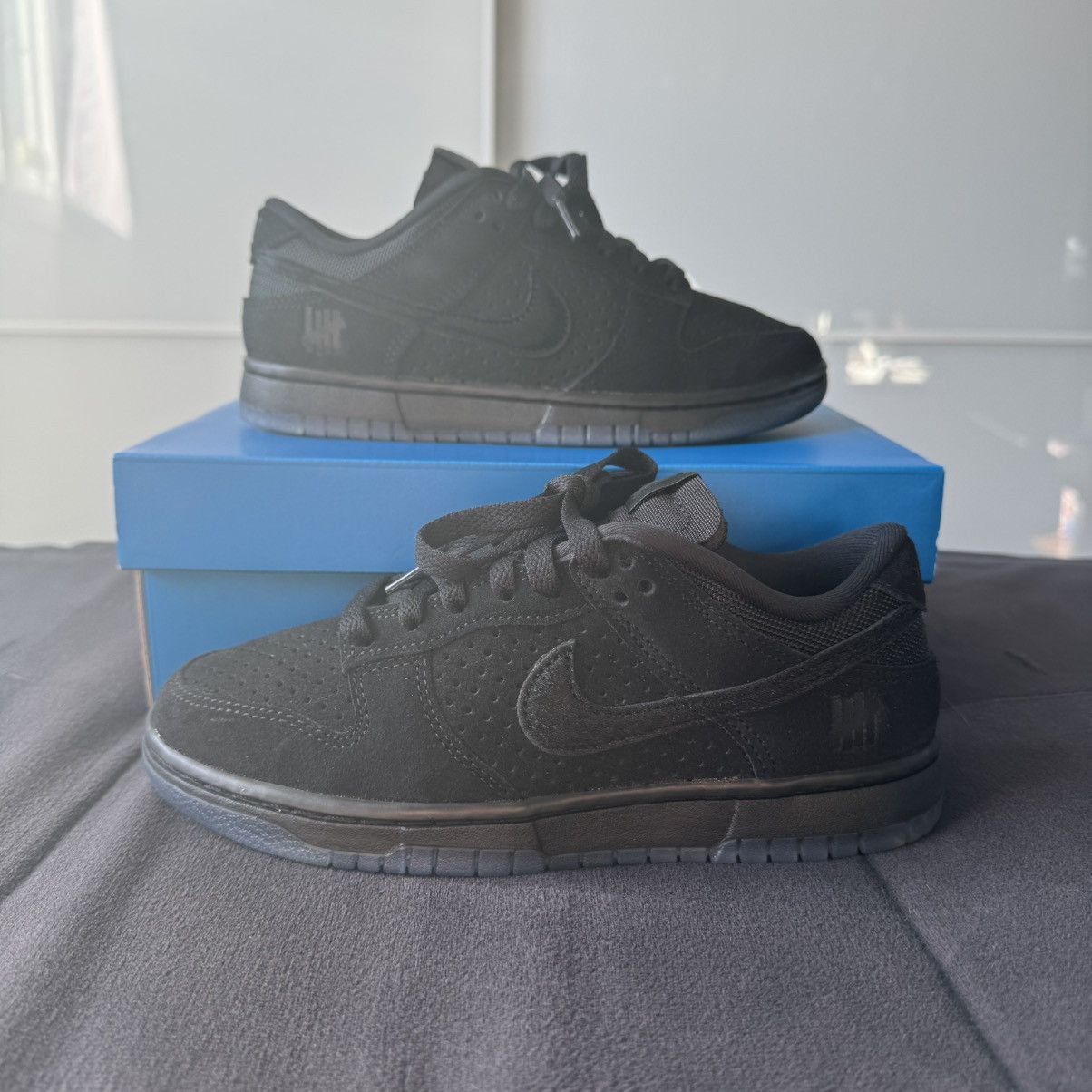 Nike × Undefeated Nike Dunk Low Undefeated 5 “On It Black” Size US 5 / EU 37 - 1 Thumbnail
